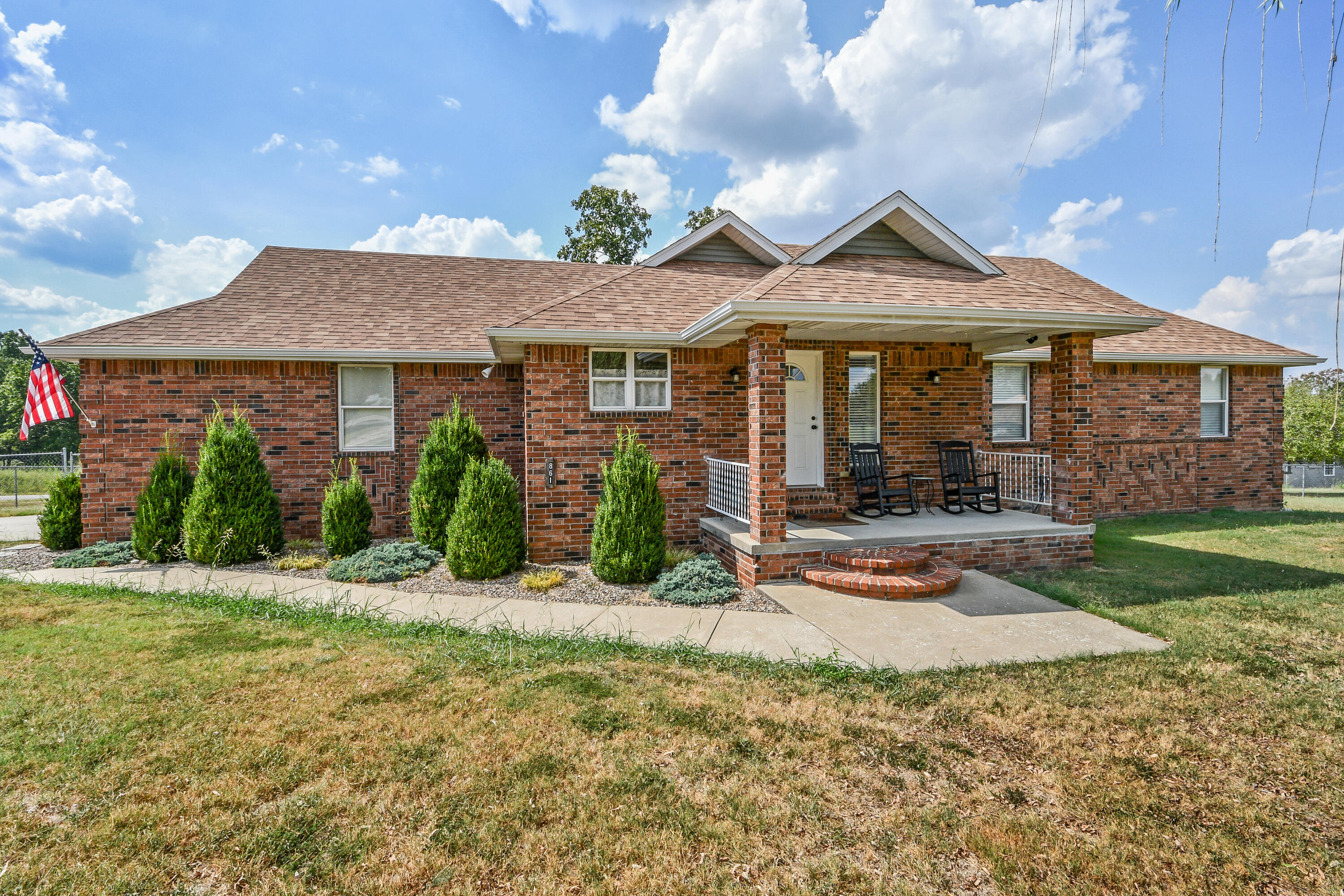 861 Country Meadows Road, Highlandville MO 65669