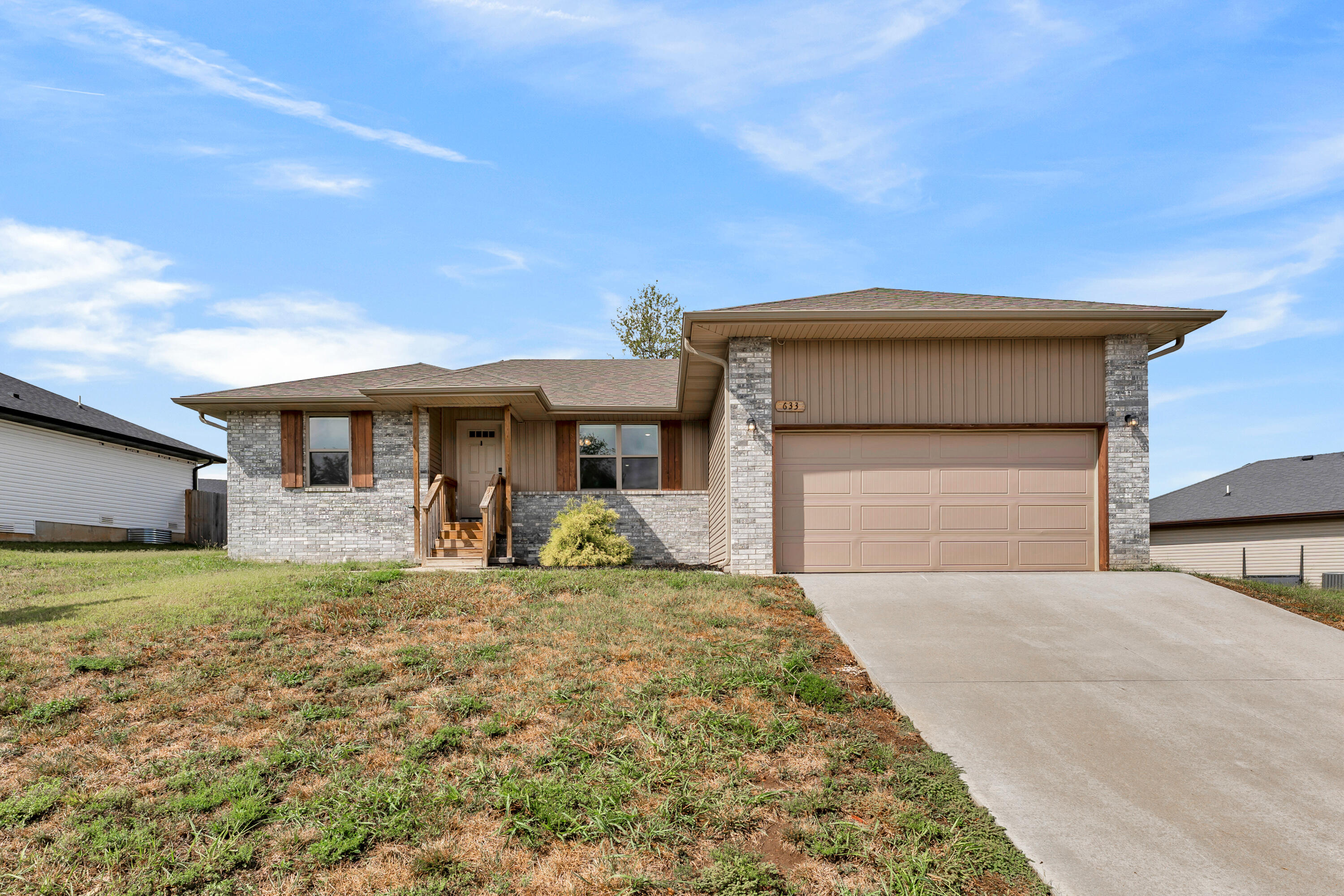 633 S Southgate Drive, Nixa MO 65714