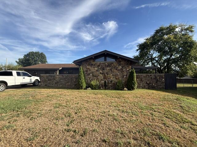 3336 E Alpine Drive, Springfield MO 65804
