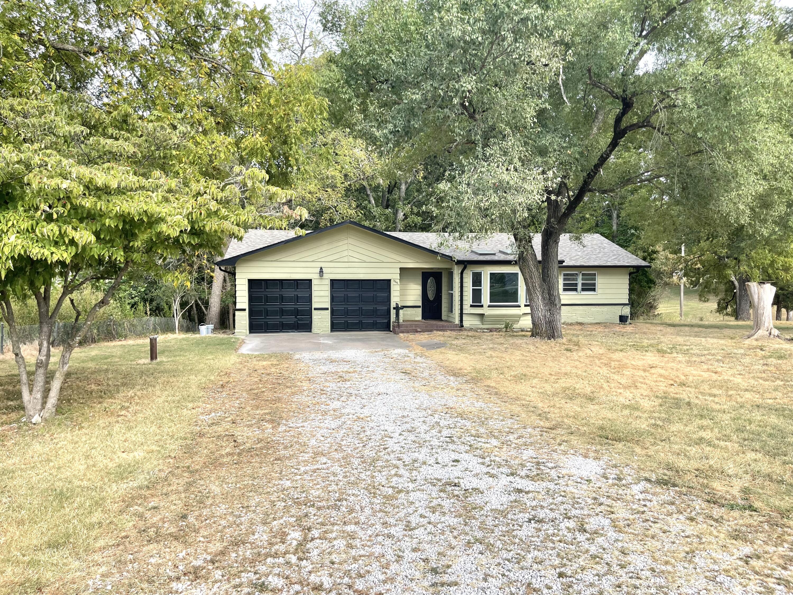 1906 Michael Lane, Nixa MO 65714