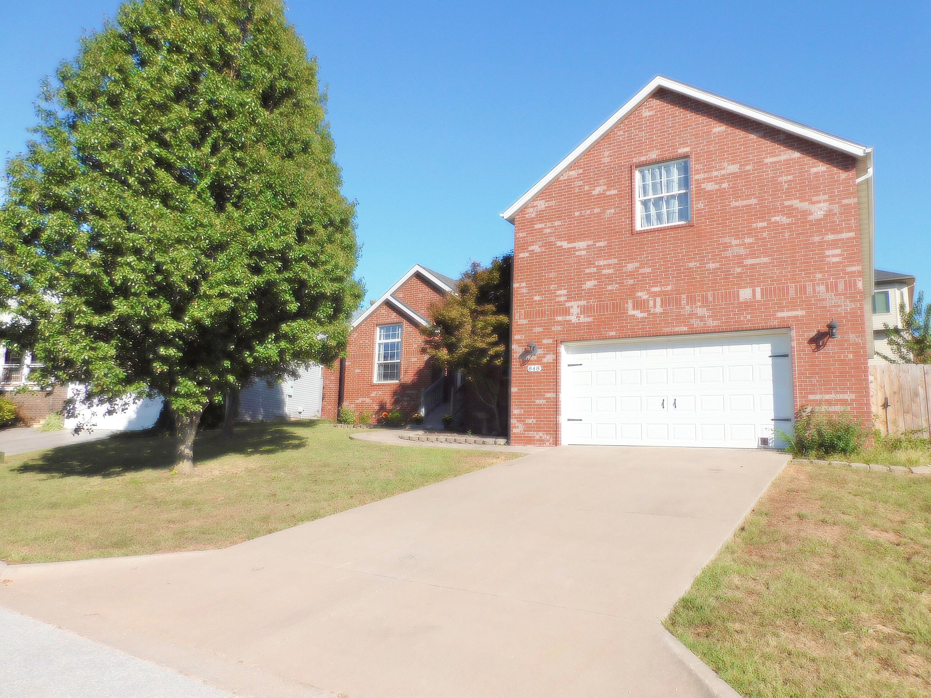 848 S Black Sands Avenue, Nixa MO 65714