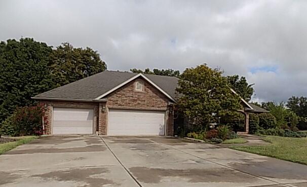 2125 W Koryton Drive, Nixa MO 65714