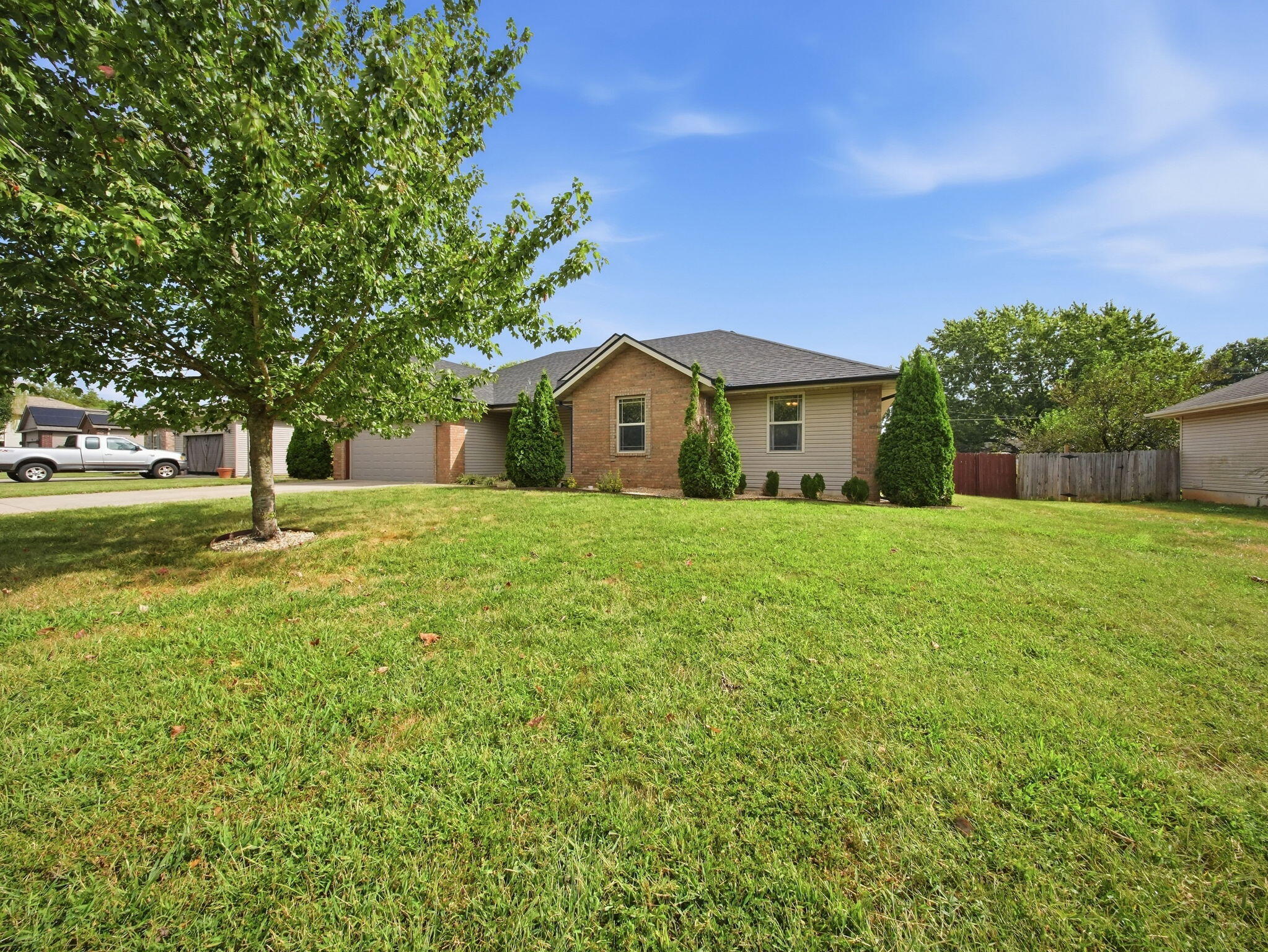 506 S Birchwood Street, Strafford MO 65757
