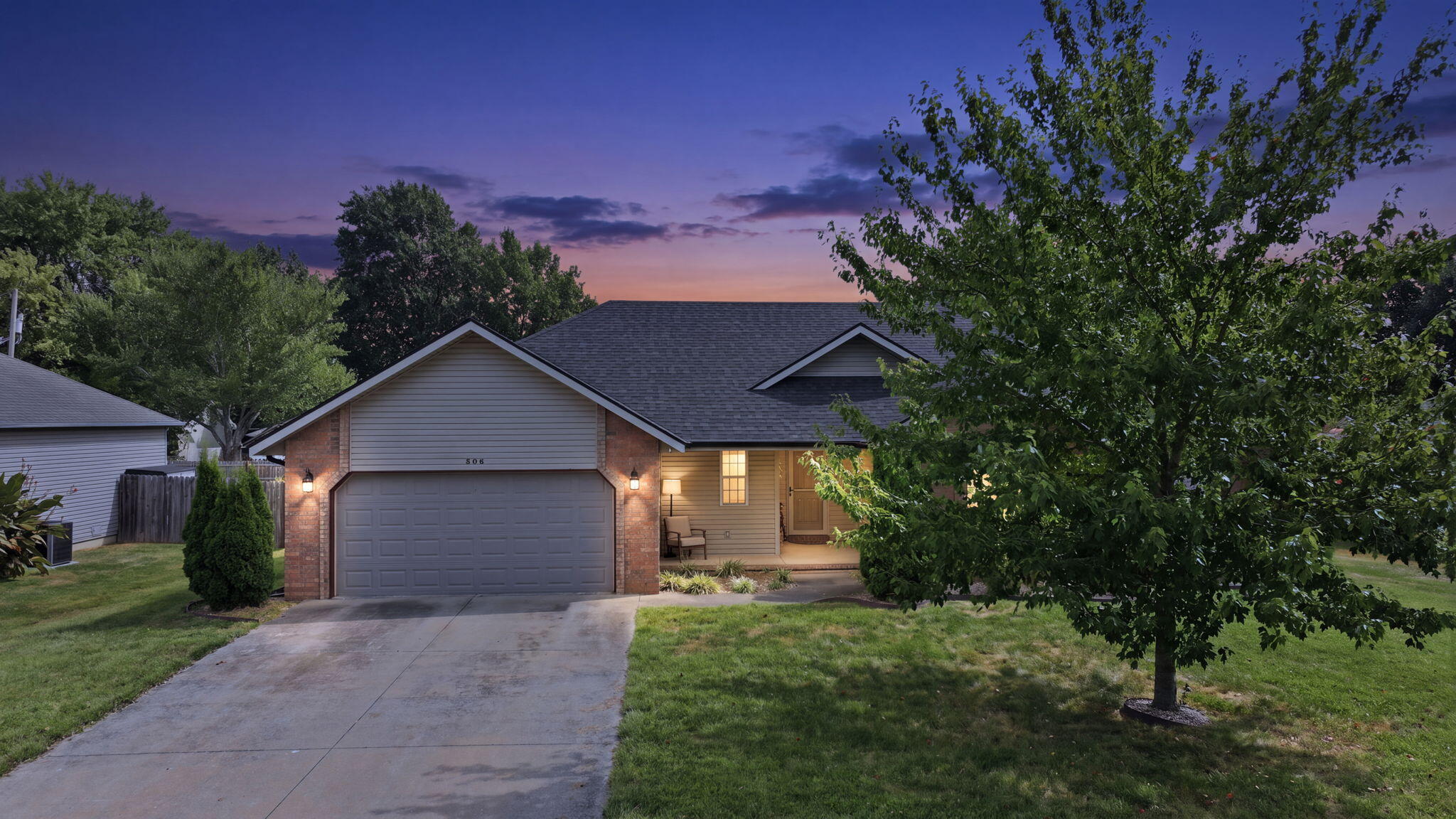 506 S Birchwood Street, Strafford MO 65757