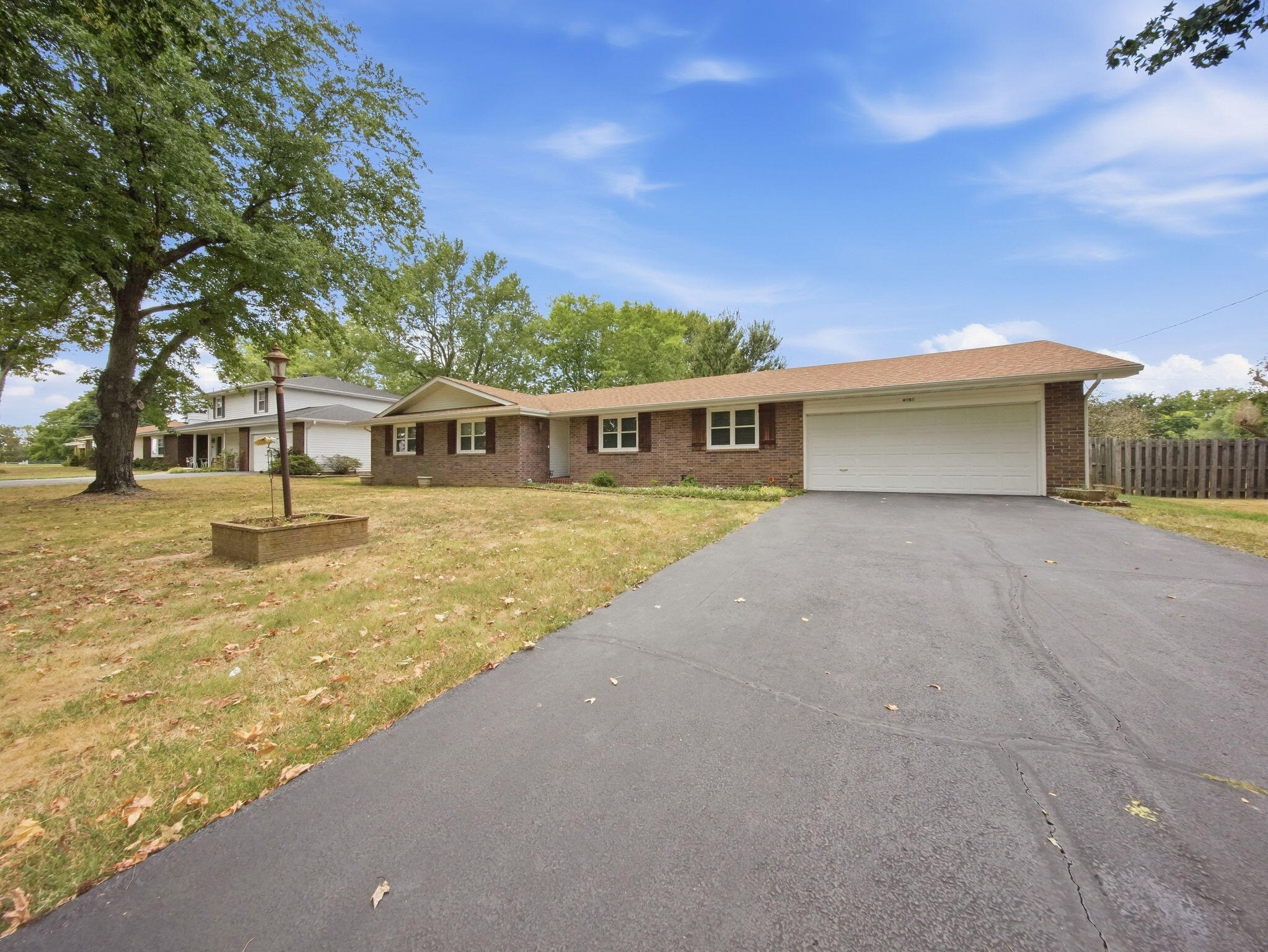 4951 S Palmer Avenue, Springfield MO 65804