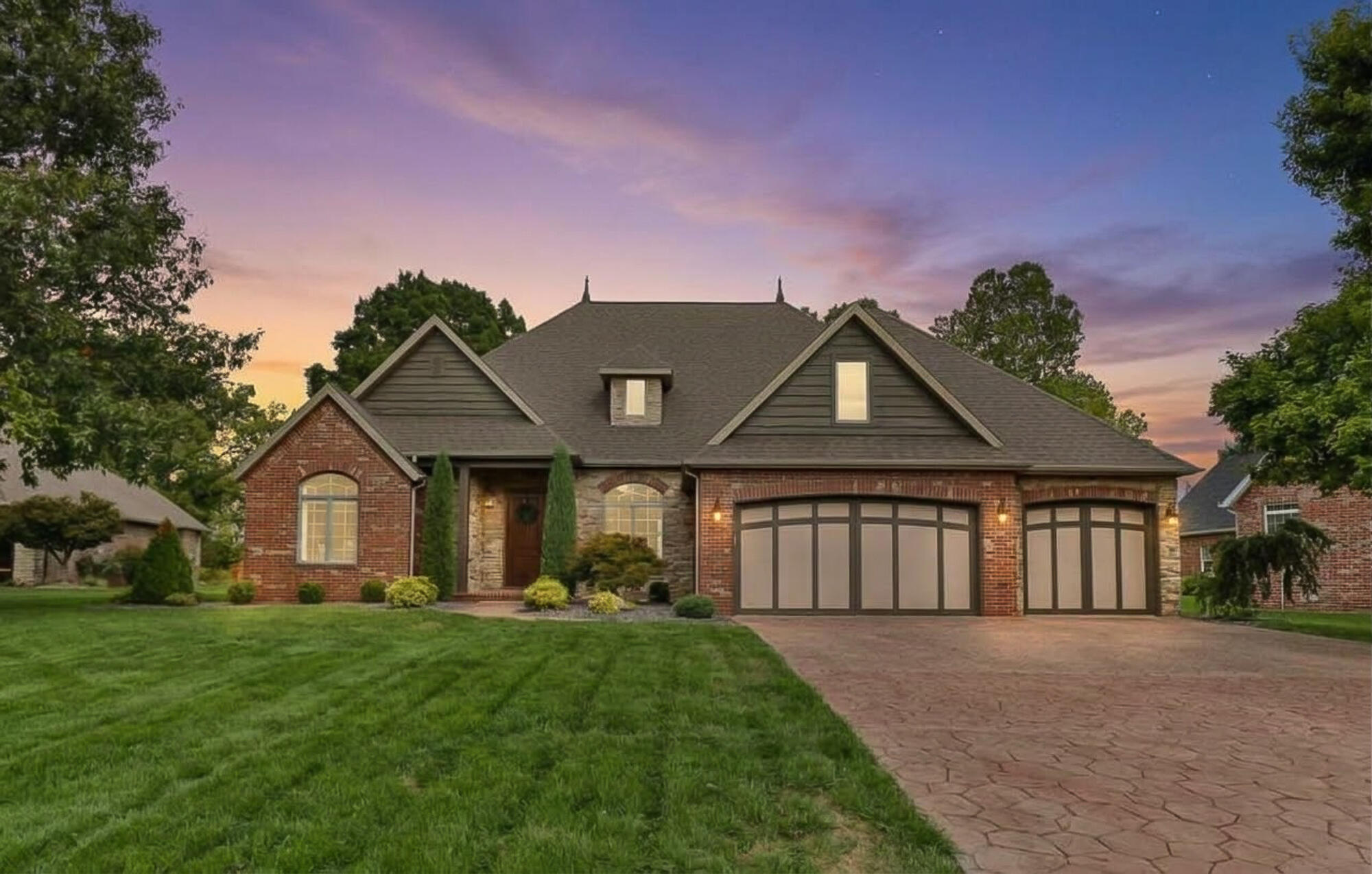 6268 S Weatherwood Trail, Springfield MO 65810