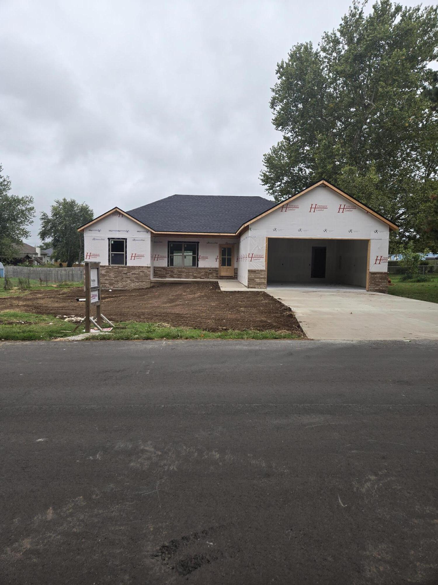 412 E Primrose Lane, Republic MO 65738