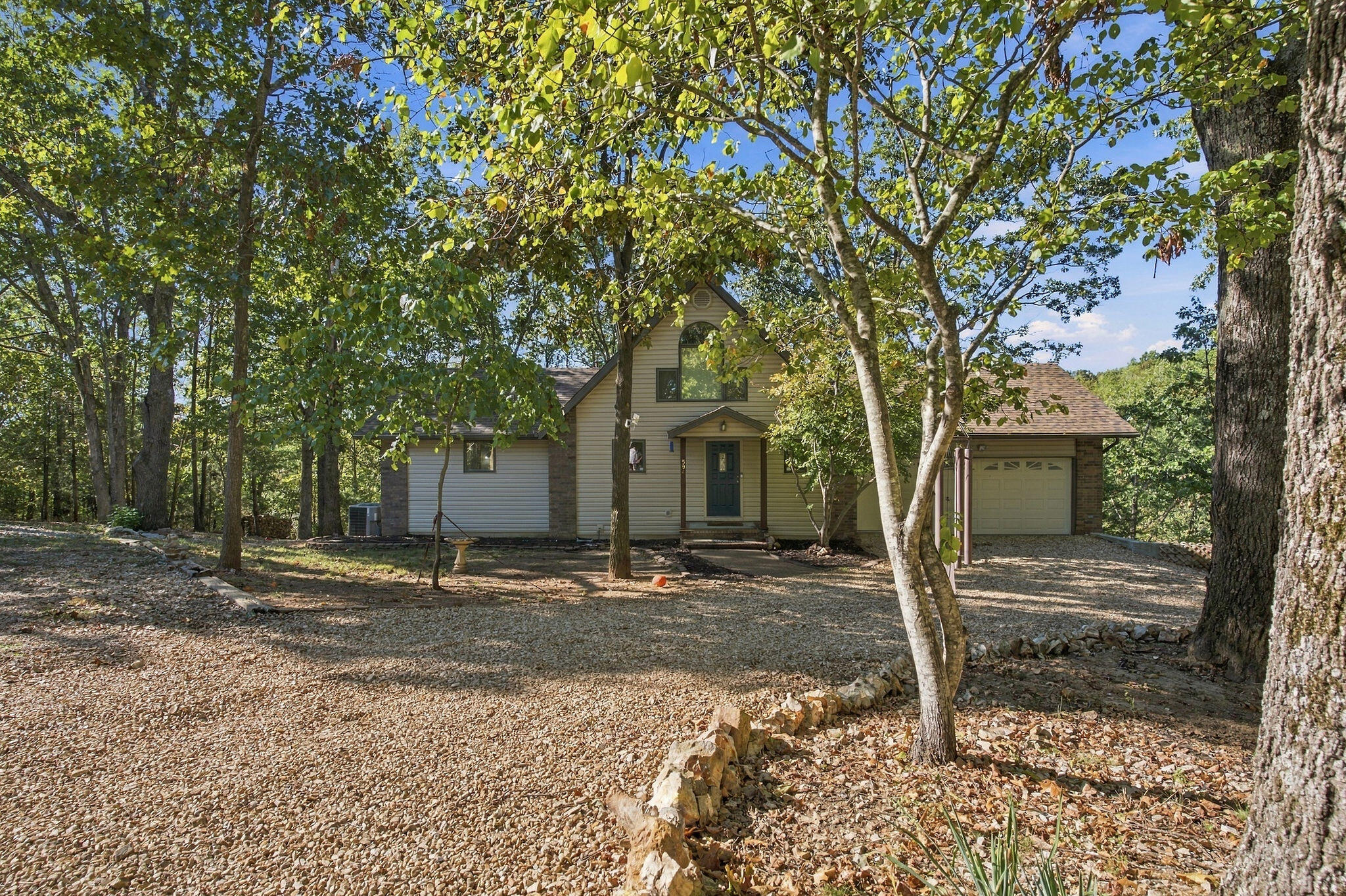 594 Springview Drive, Highlandville MO 65669