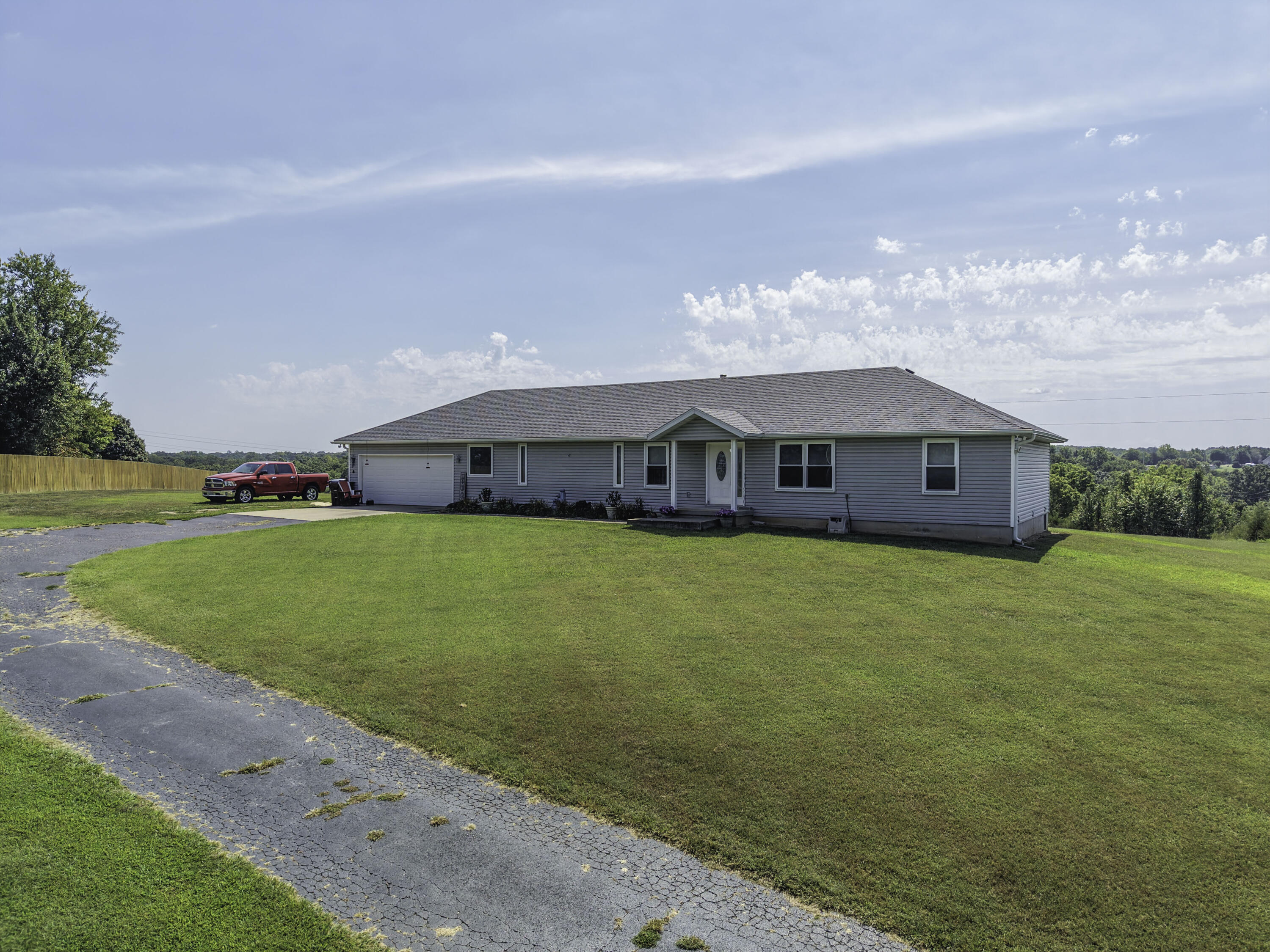 920 Meadow View Road, Ozark MO 65721