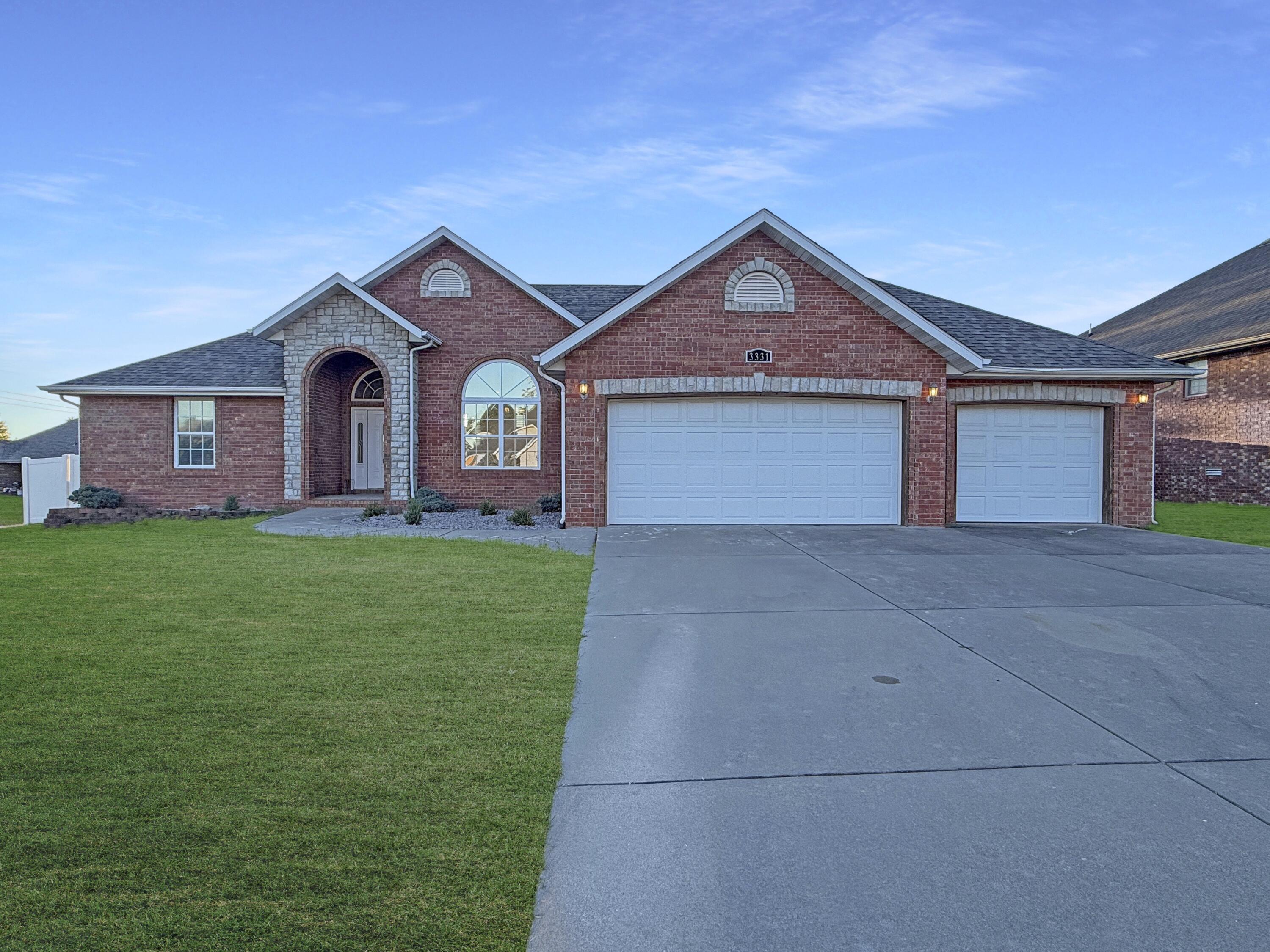 3331 N Blair Court, Springfield MO 65803