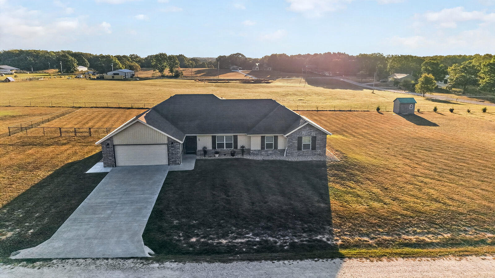 62 Logan Hill Drive, Rogersville MO 65742