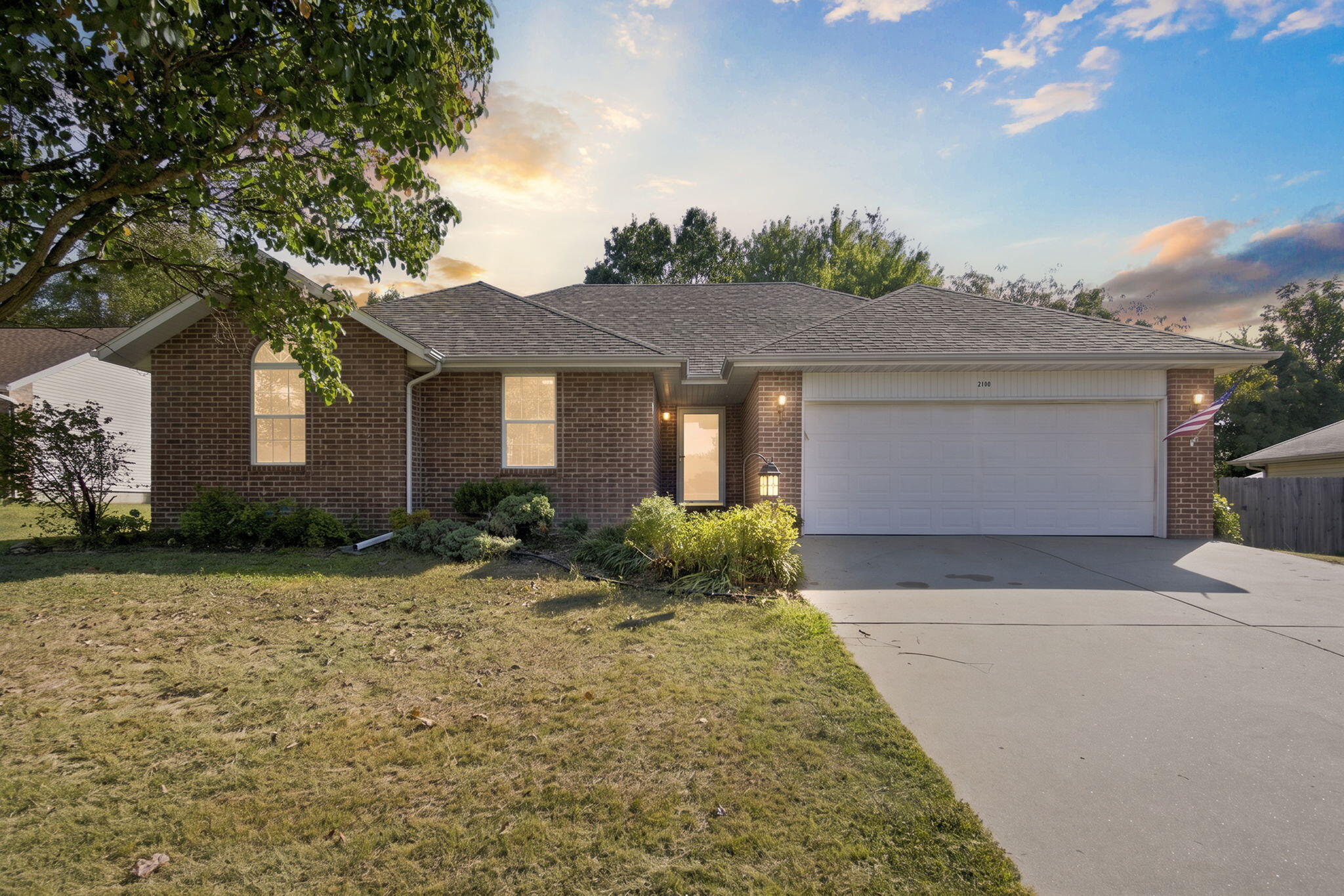 2100 S Denny Street, Ozark MO 65721