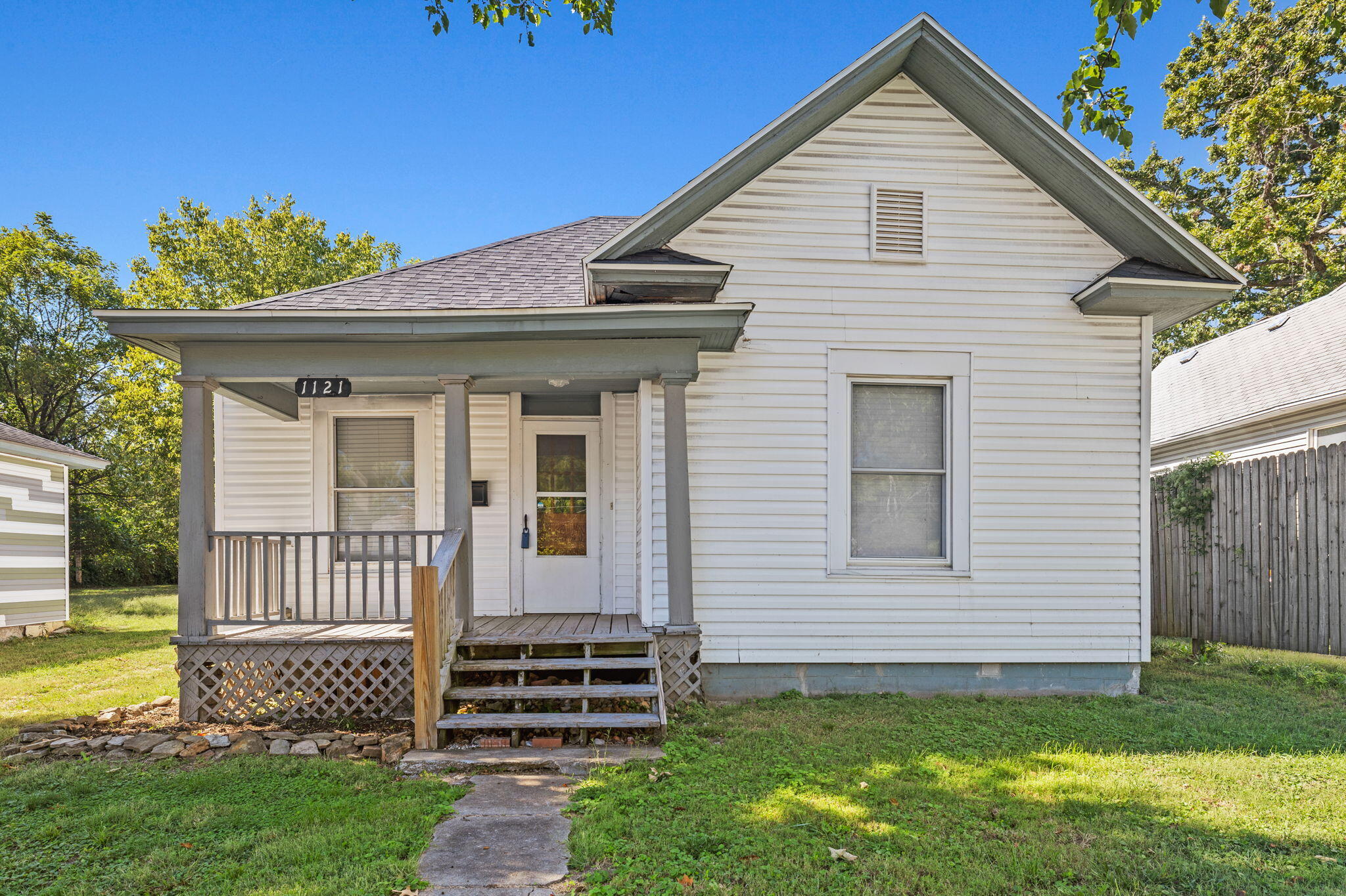 1121 N Prospect Avenue, Springfield MO 65802