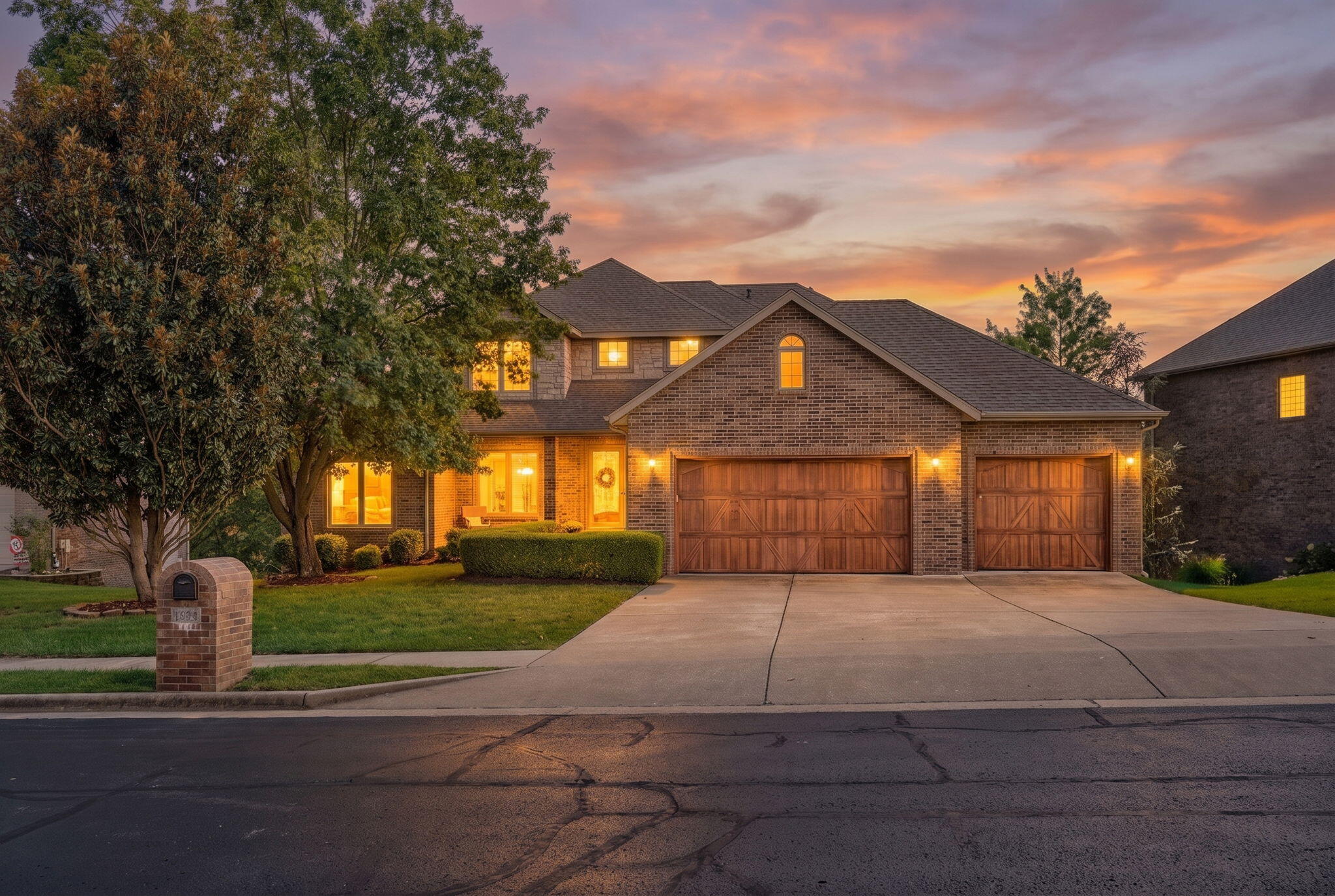 1222 W Stone Meadow Way, Springfield MO 65810