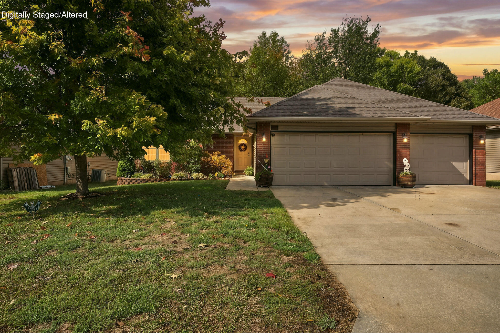 2107 S Fisk Avenue, Springfield MO 65807