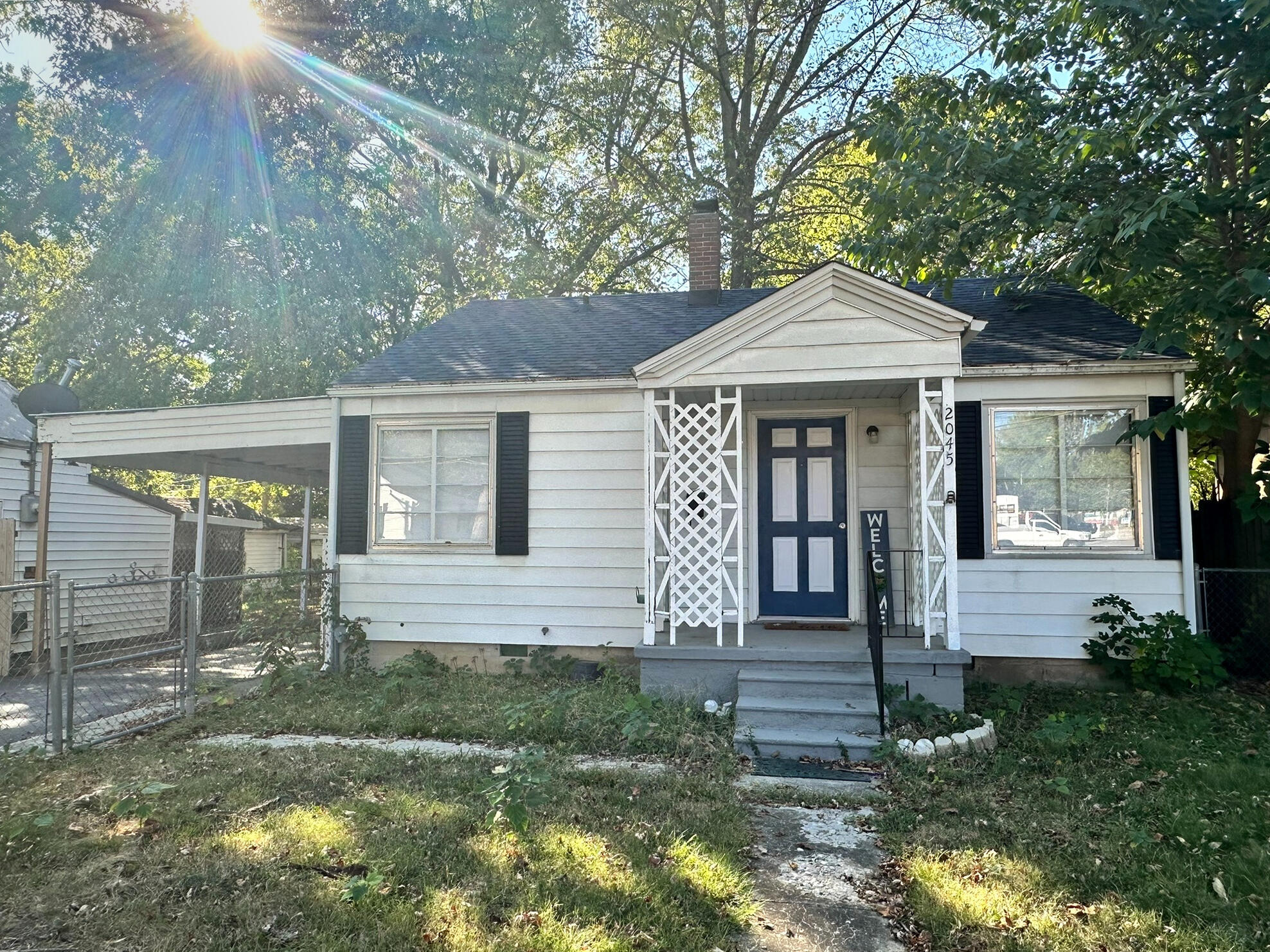 2045 N Weller Avenue, Springfield MO 65803