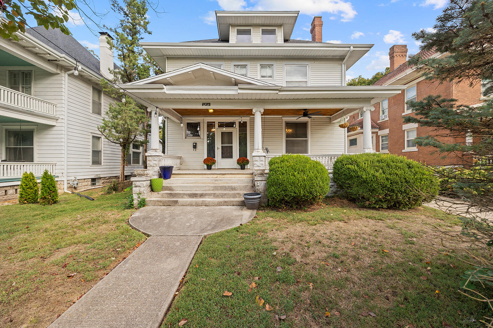 1338 N Washington Avenue, Springfield MO 65802