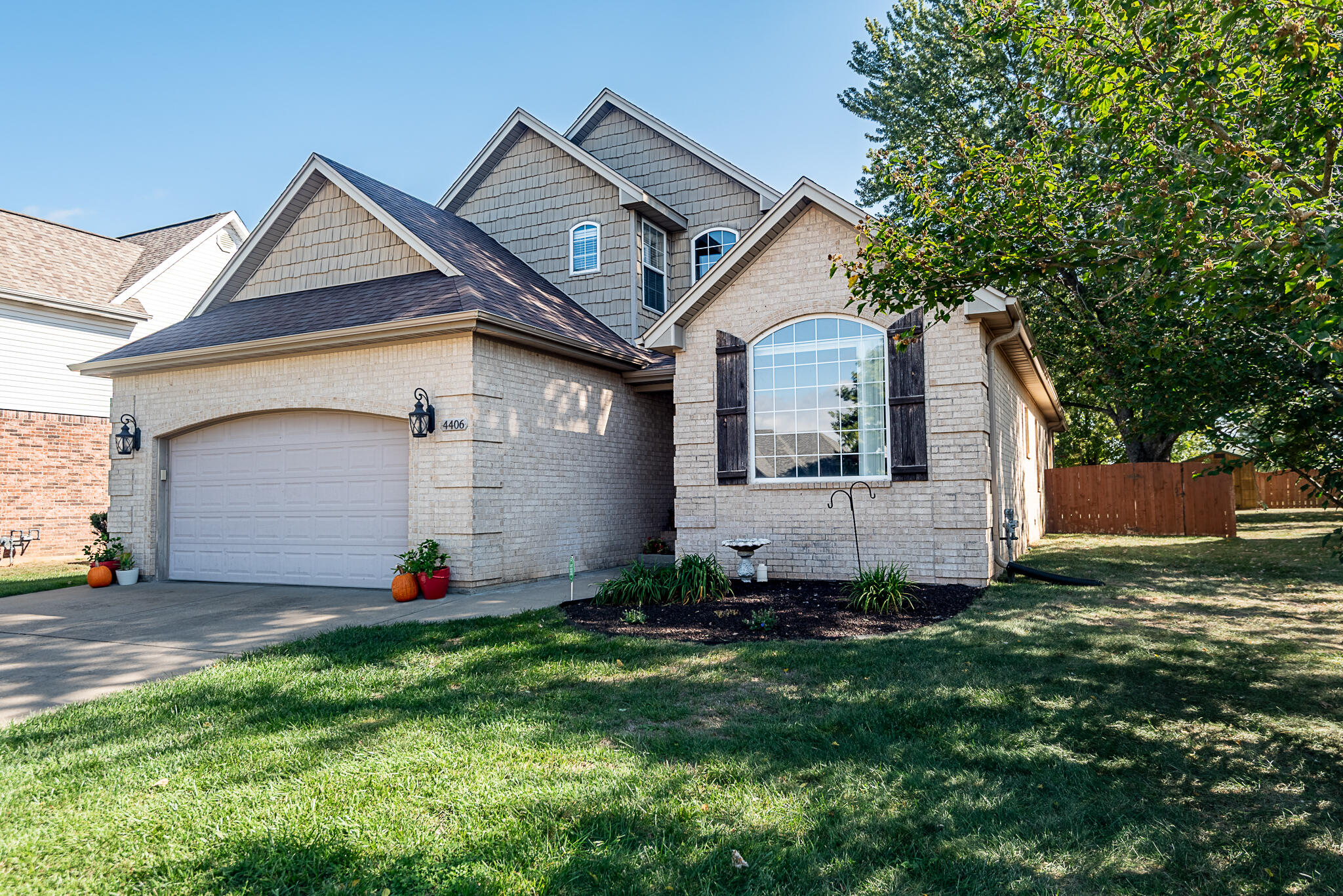 4406 N 8th Street, Ozark MO 65721