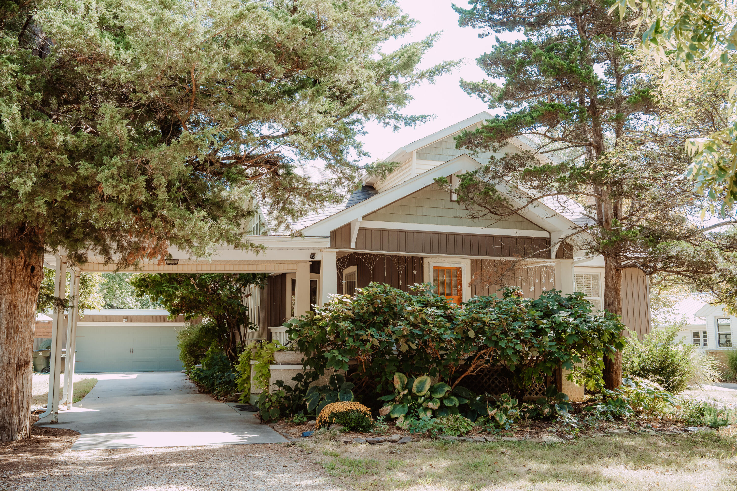 1942 S Holland Avenue, Springfield MO 65807