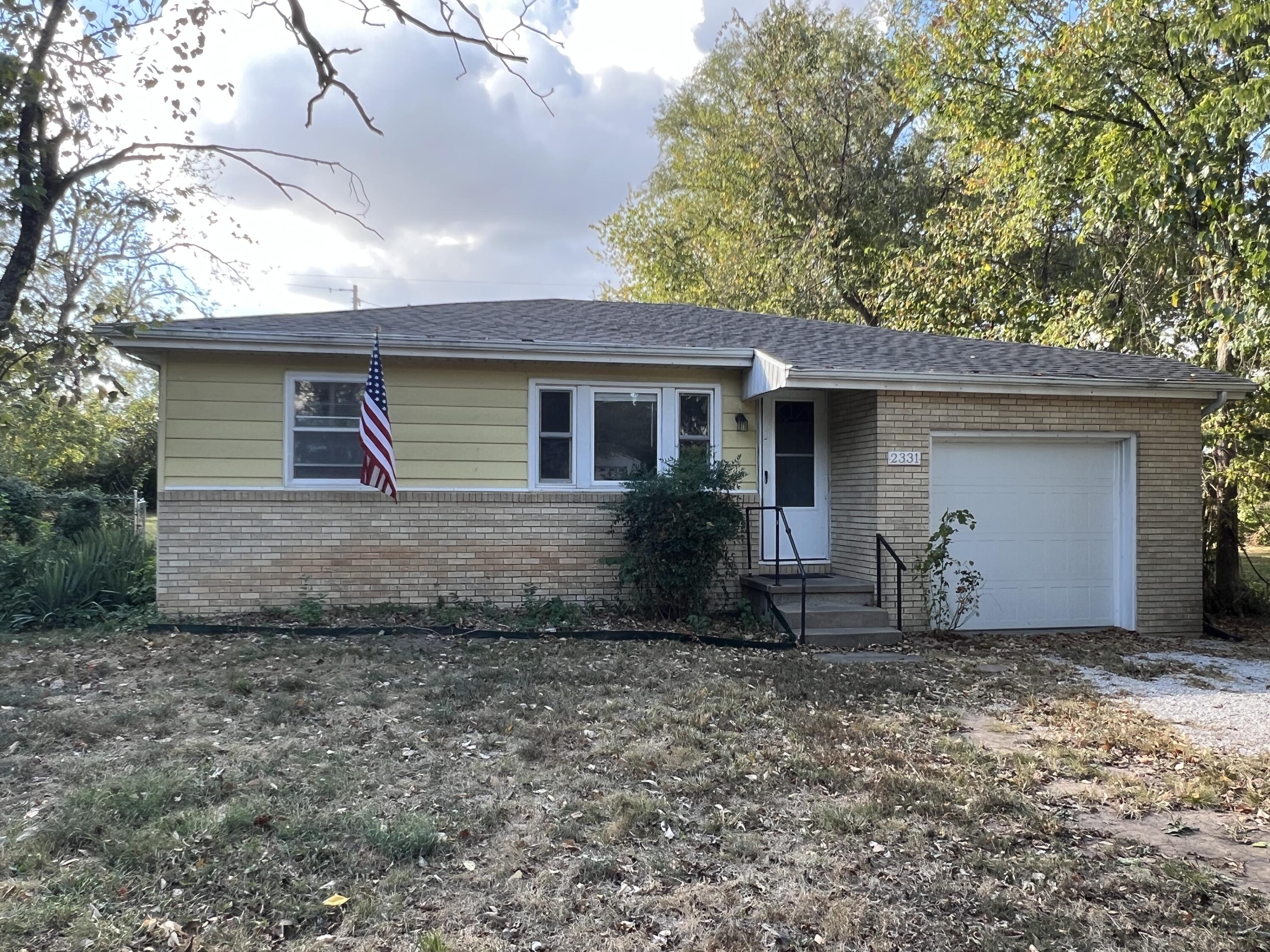 2331 N Fay Avenue, Springfield MO 65803