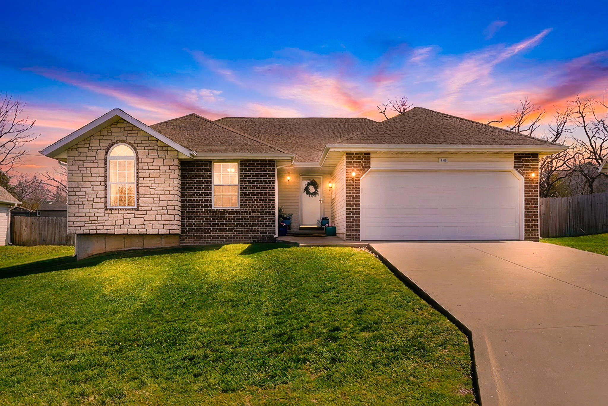 982 S Redwood Street, Nixa MO 65714