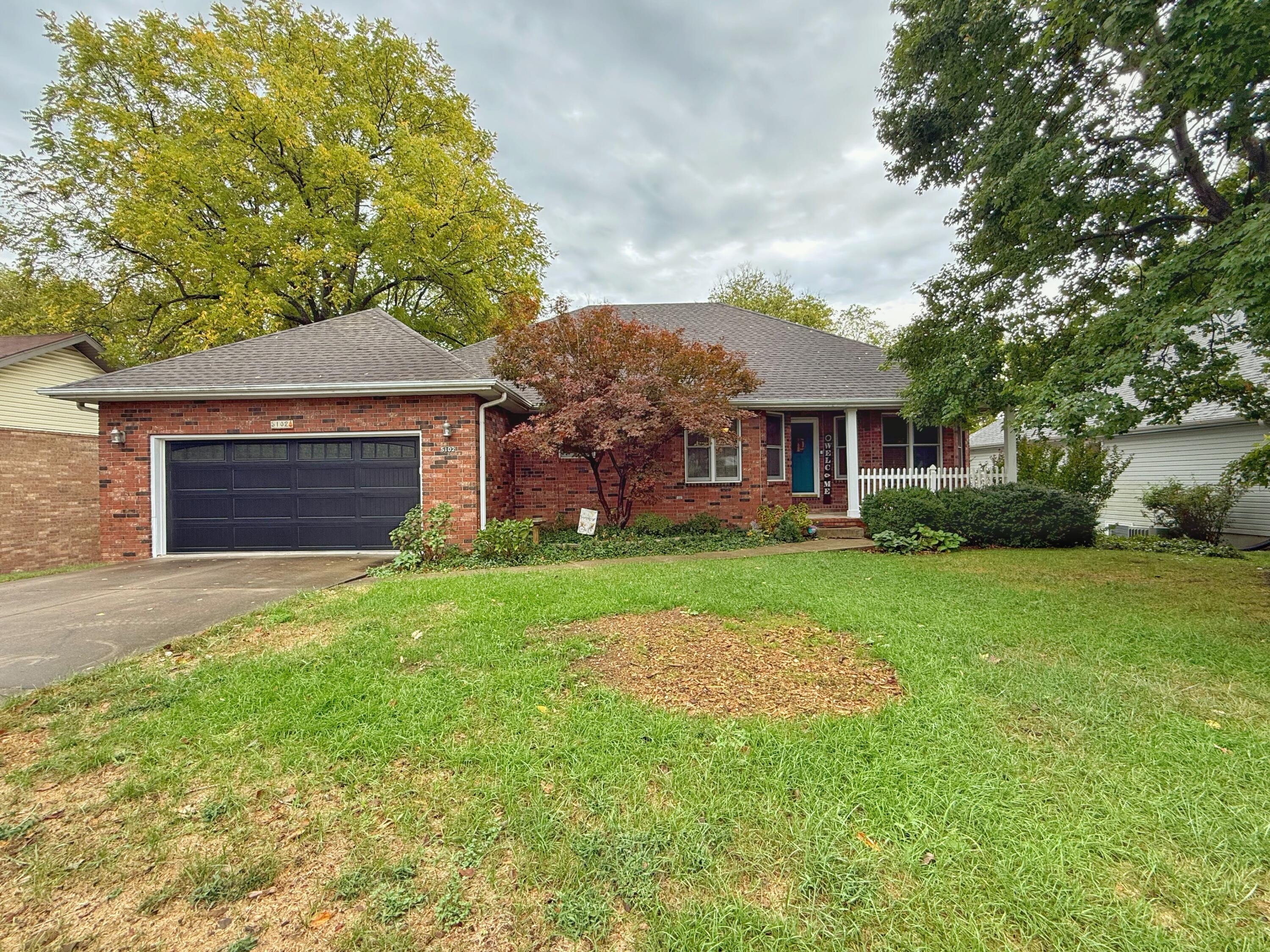 5102 S Elizabeth Avenue, Springfield MO 65810