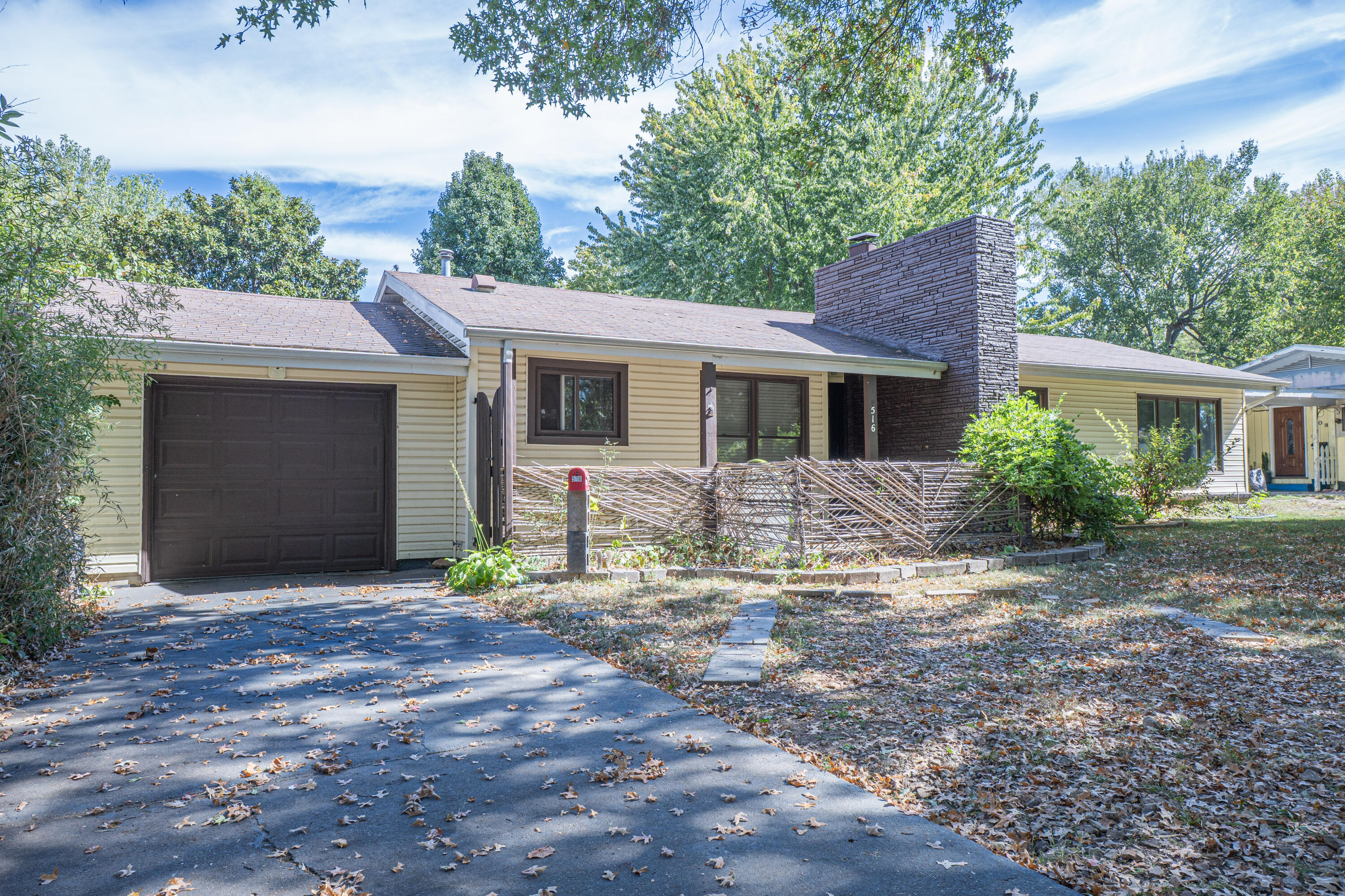 516 N Elmwood Avenue, Springfield MO 65802
