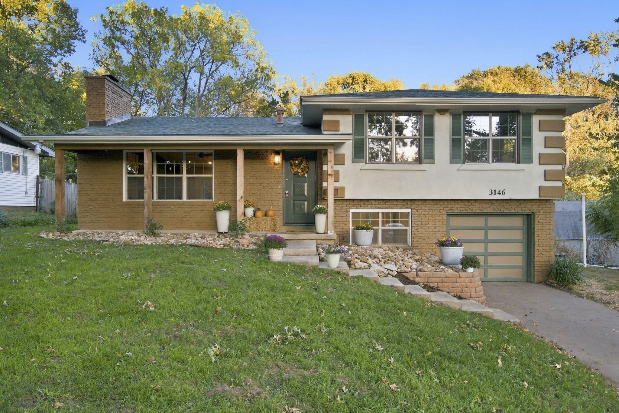 3146 S Lochlomond Drive, Springfield MO 65804