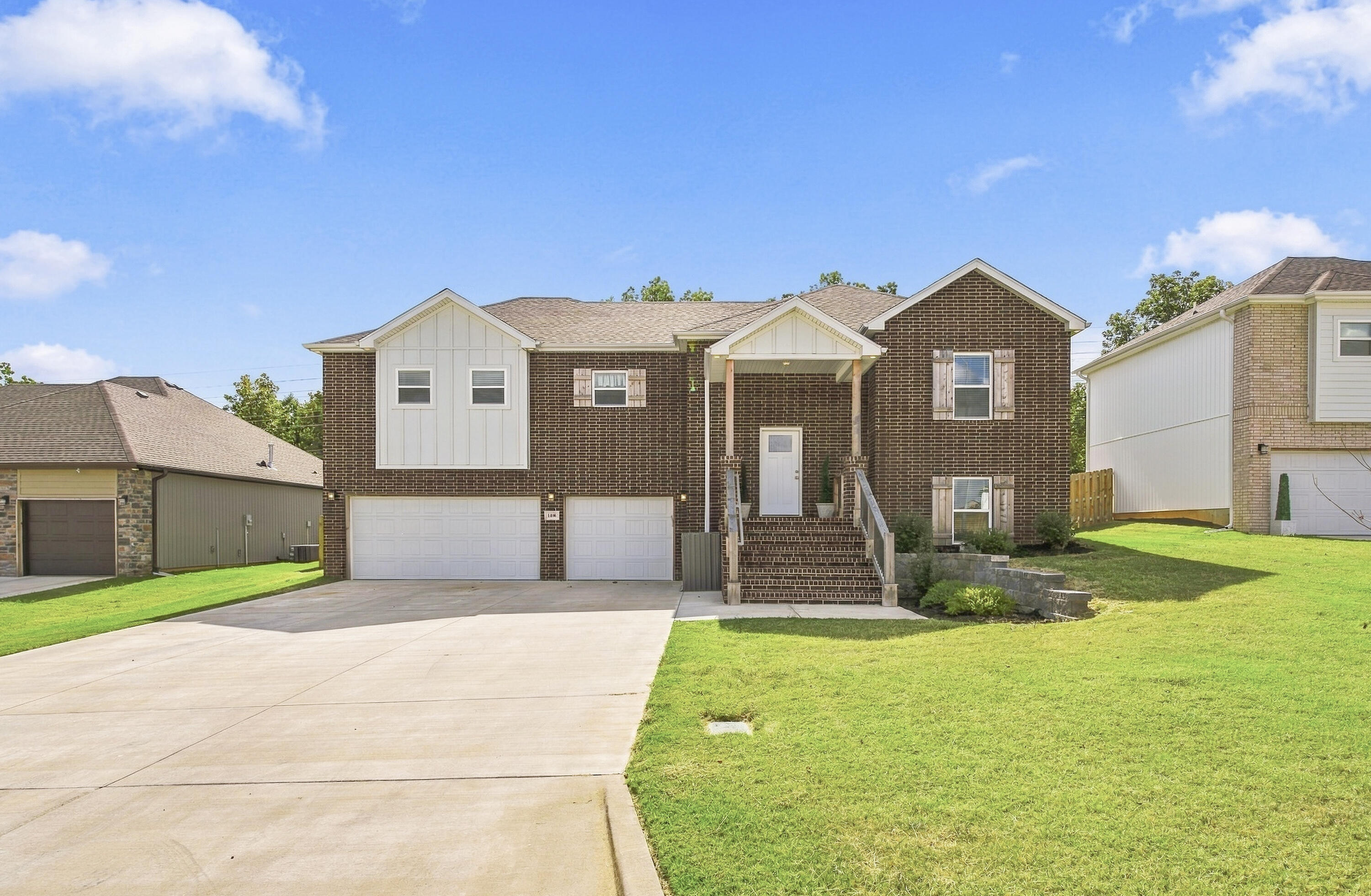 1406 E Command Court, Nixa MO 65714