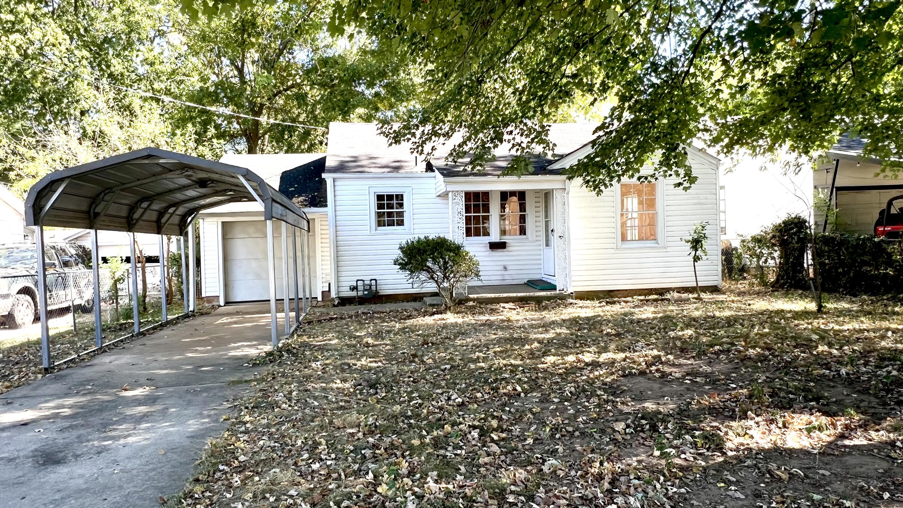 1836 S Ferguson Avenue, Springfield MO 65807
