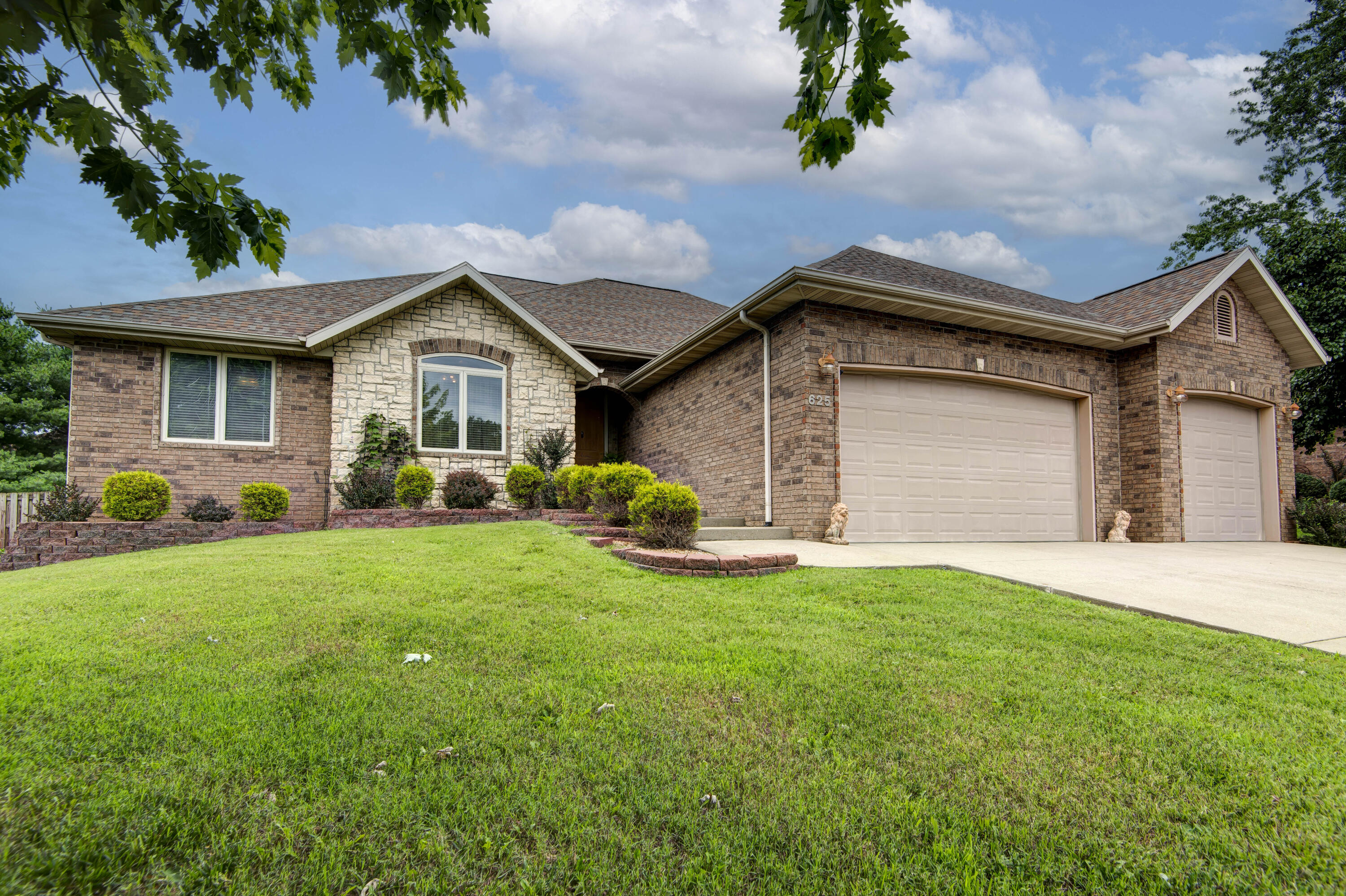 625 N Rockingham Avenue, Nixa MO 65714