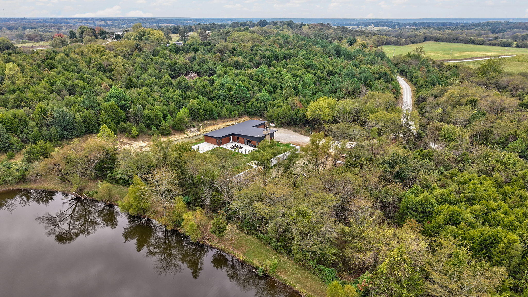 382 Beulah Creek Drive, Marshfield MO 65706