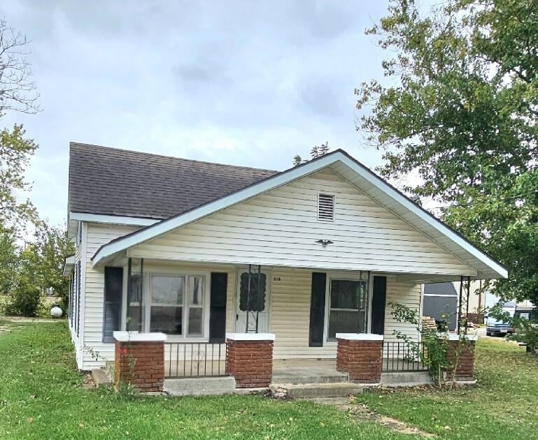 314 E Jackson Street, Marshfield MO 65706