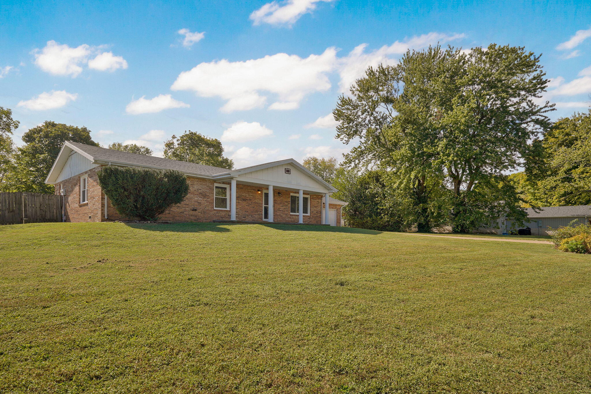 630 E Kay Street, Republic MO 65738