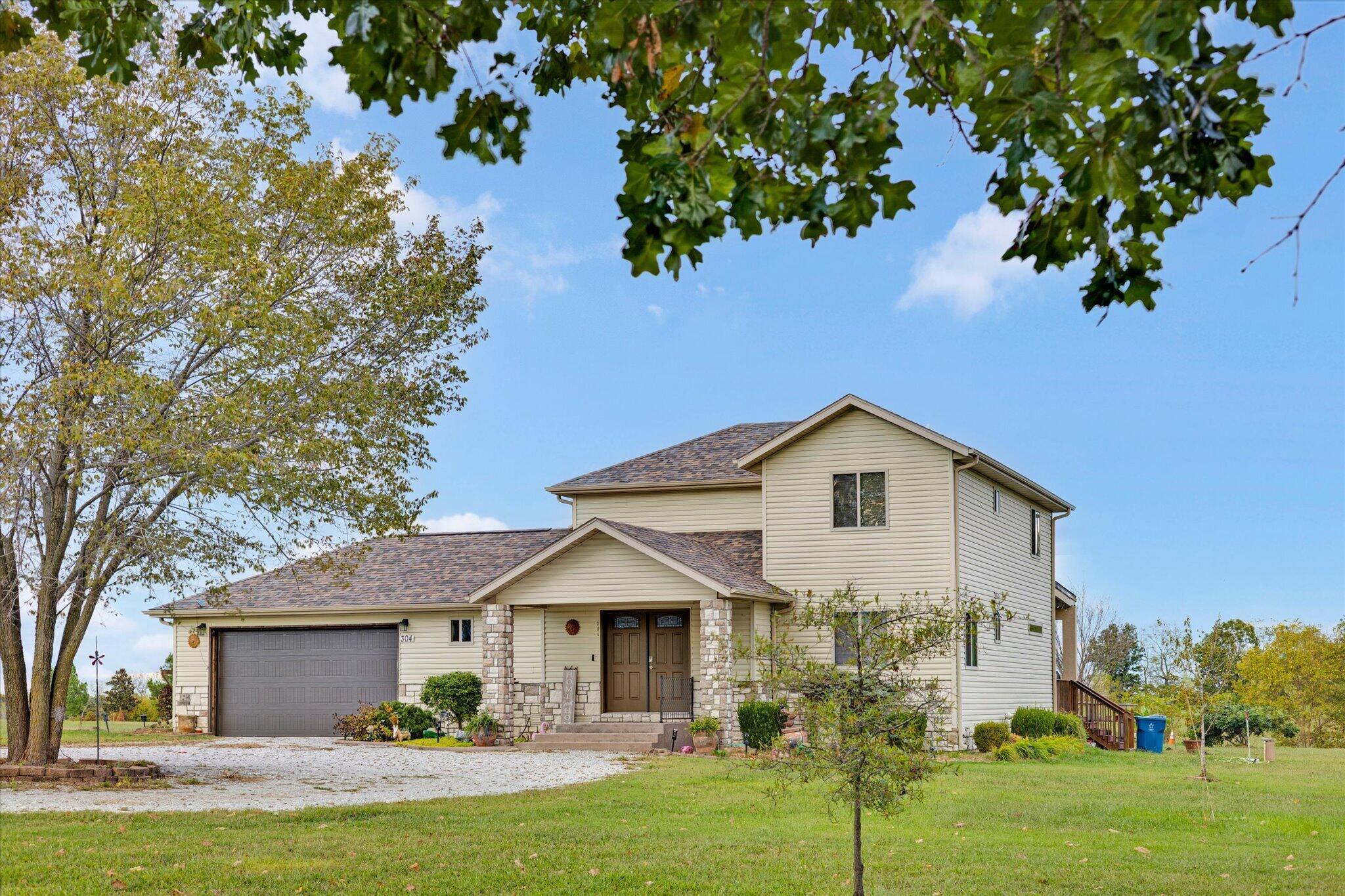 304 Schupbach Road, Clever MO 65631