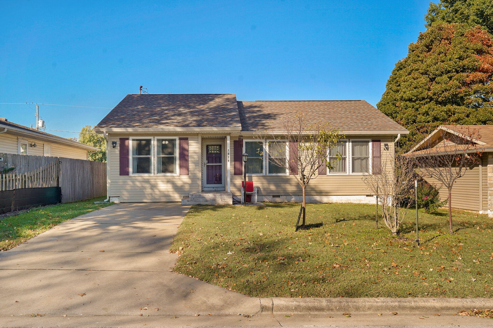 1639 N Engel Avenue, Springfield MO 65803