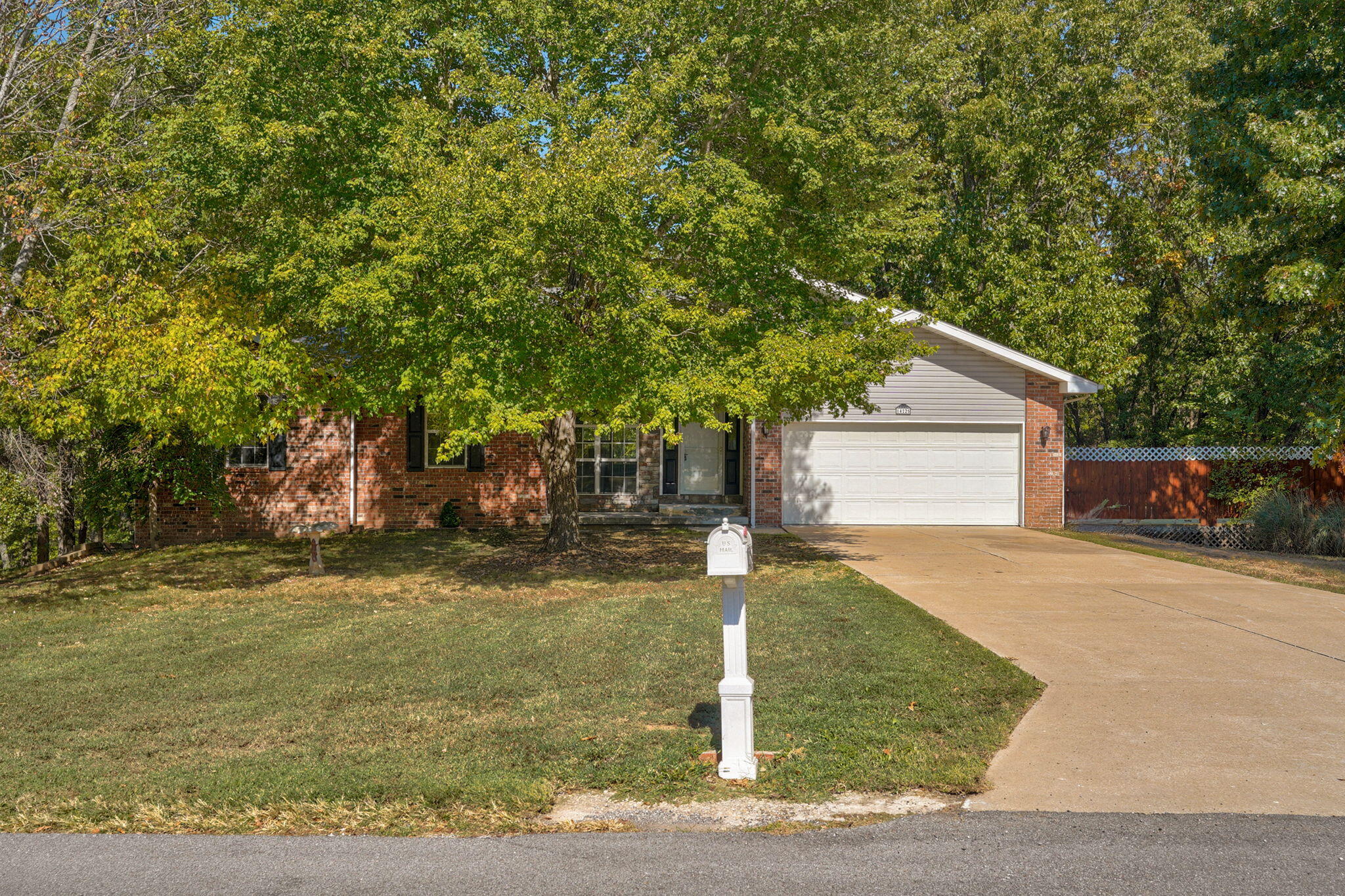 1425 S Thousand Oaks Drive, Nixa MO 65714
