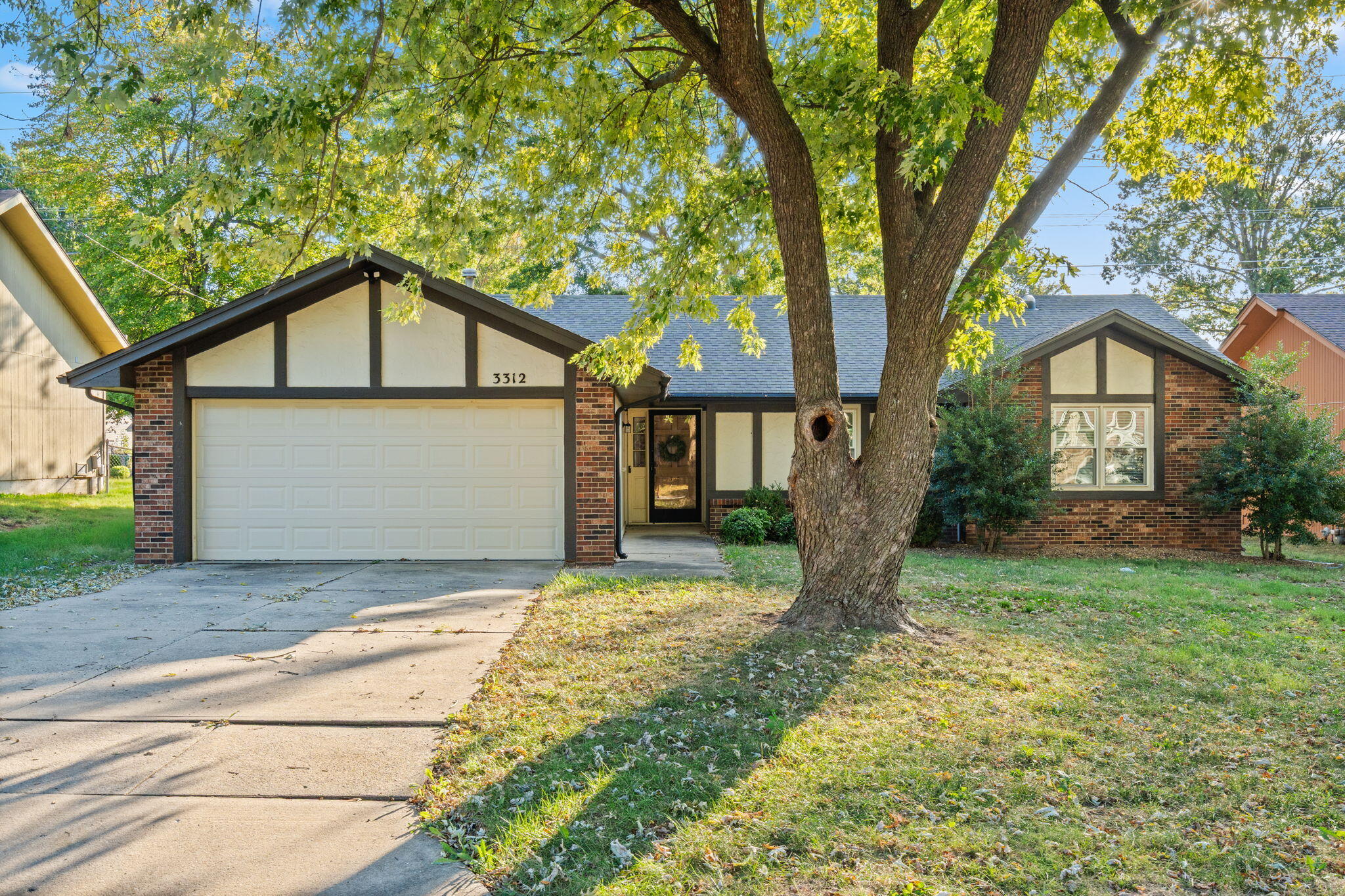 3312 S Benton Avenue, Springfield MO 65807