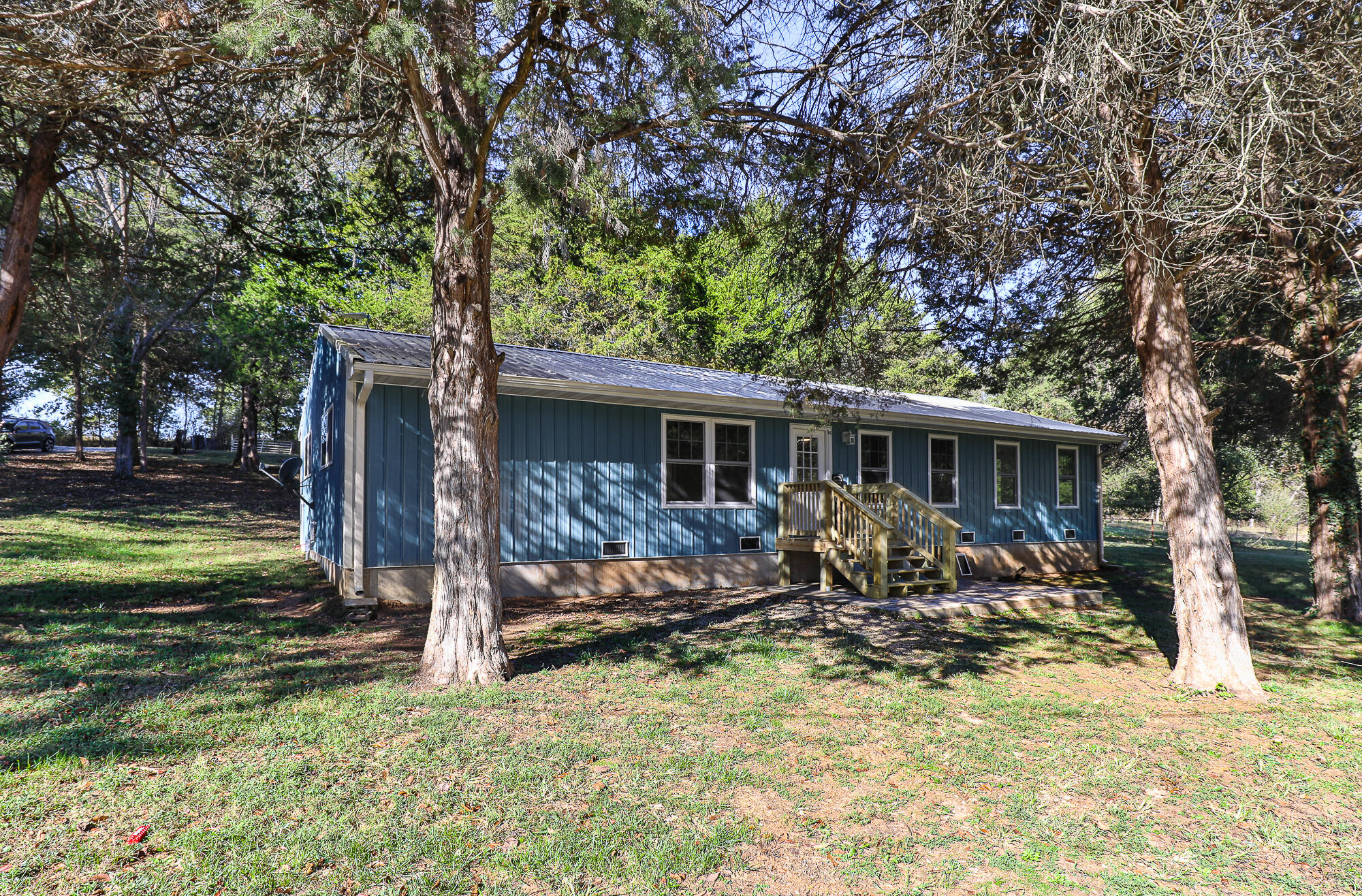 7044 N Flinthill Lane, Springfield MO 65803