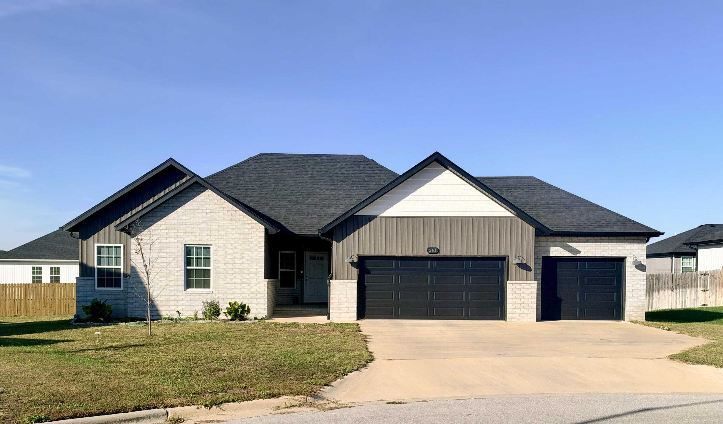541 Delaware Court, Rogersville MO 65742