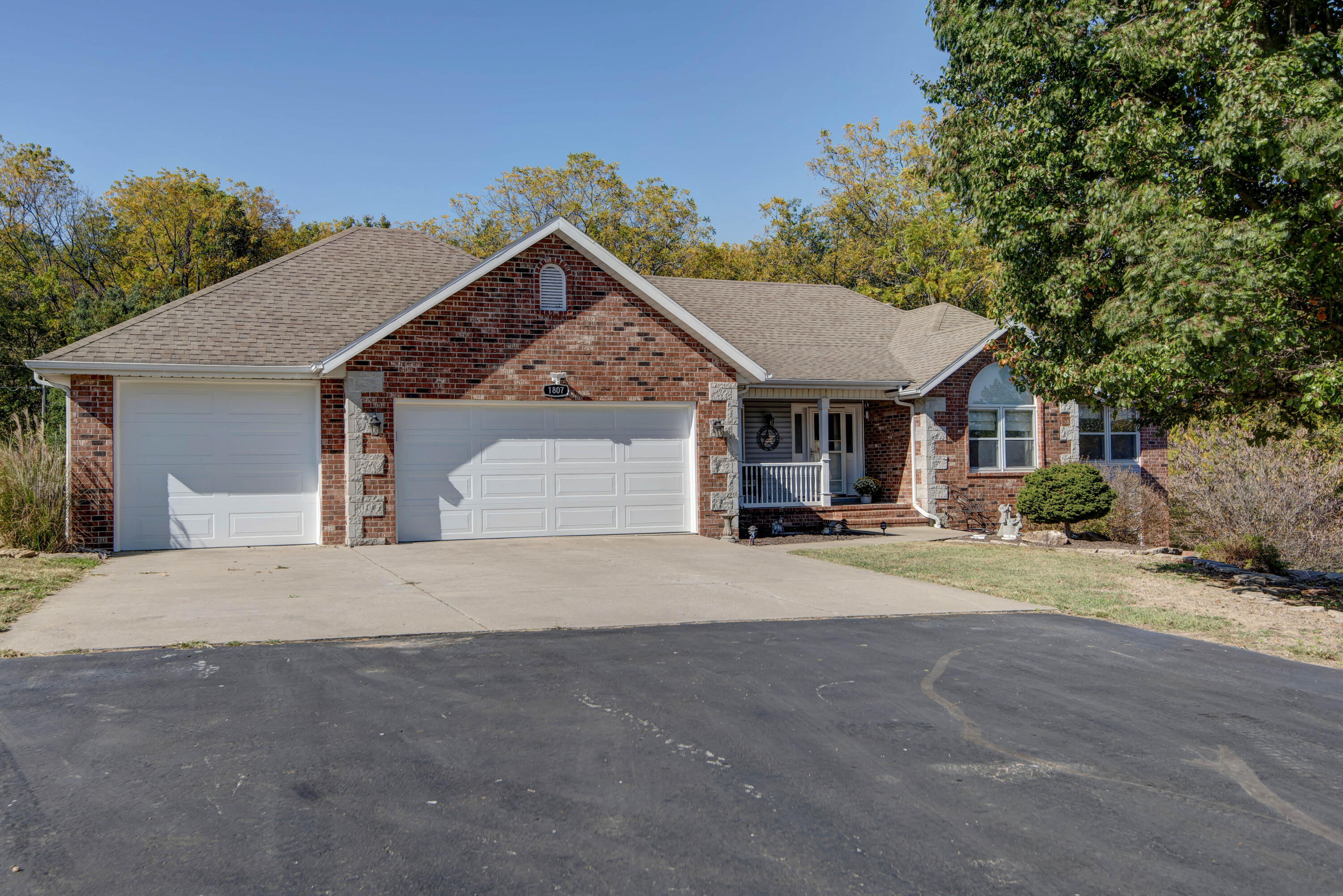 1807 Quail Lane, Nixa MO 65714