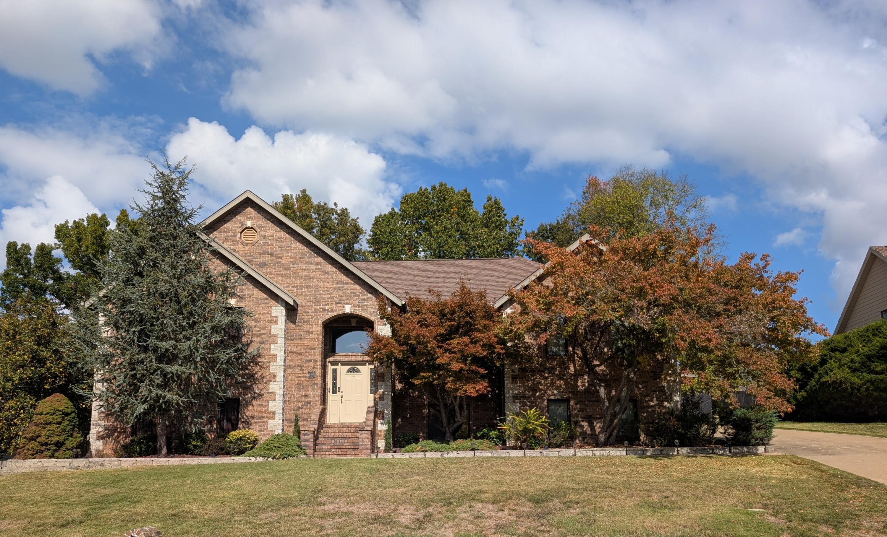 4365 E University Street, Springfield MO 65809