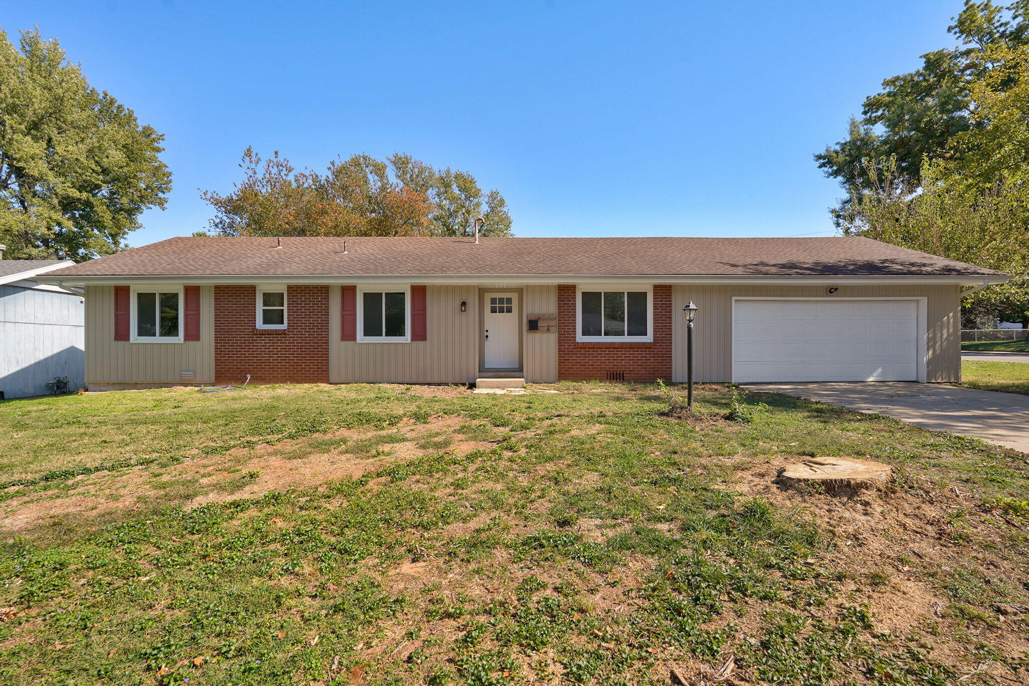 3560 S Ferguson Avenue, Springfield MO 65807