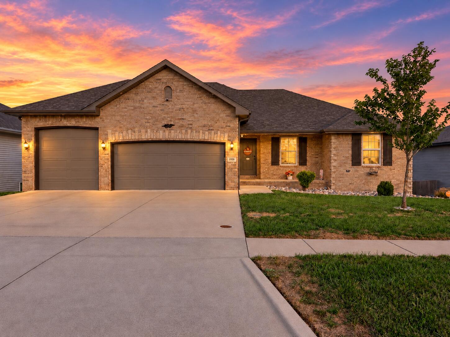 1938 S Lullwood Avenue, Springfield MO 65802