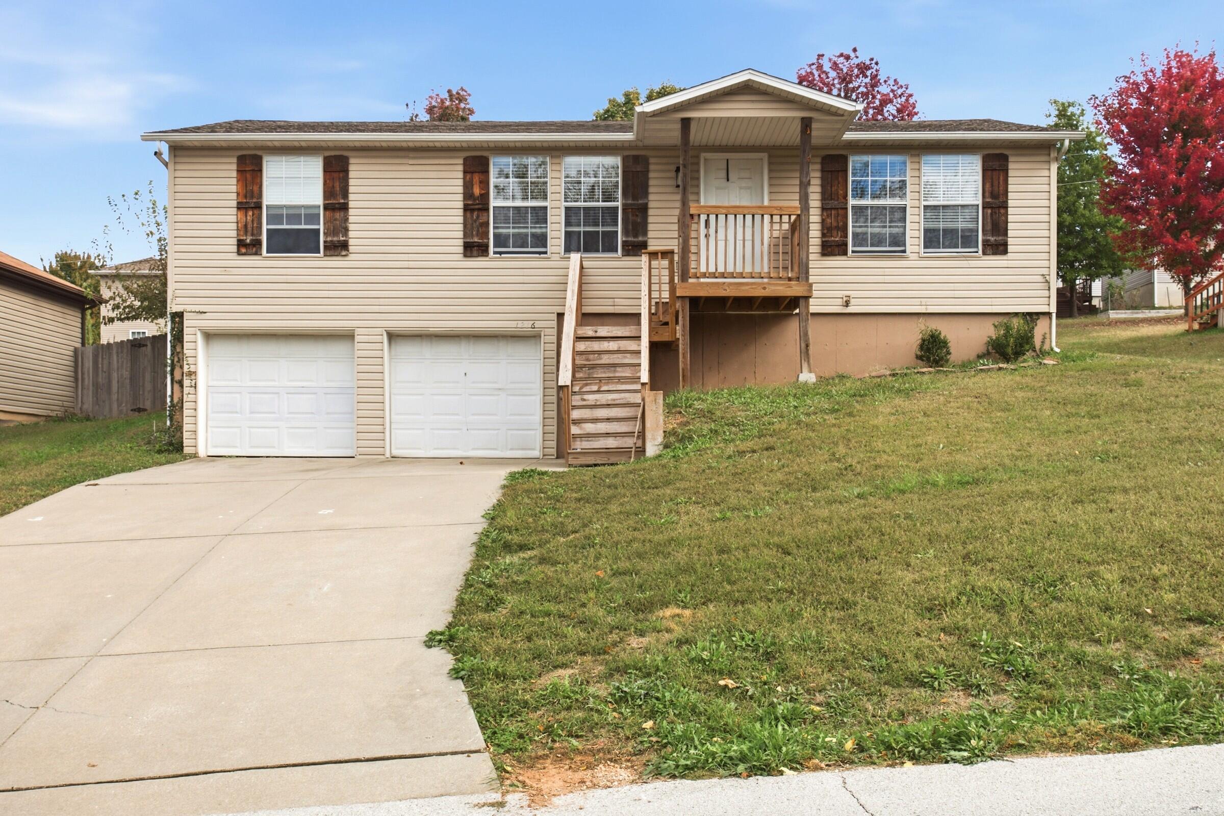1216 S 17th Street, Ozark MO 65721