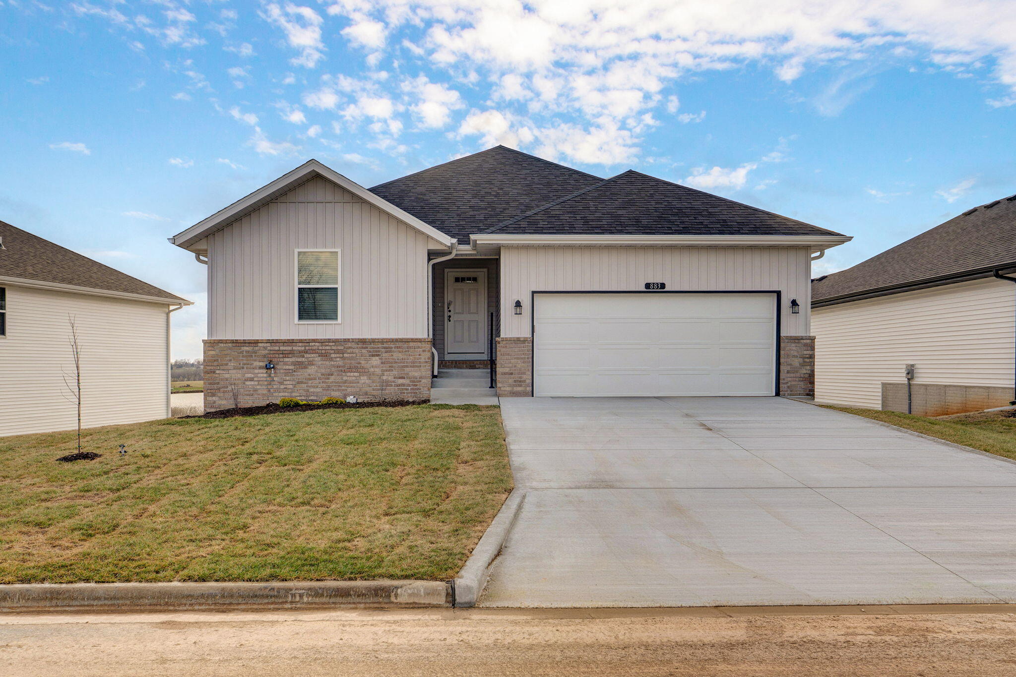 883 E Virginia Lane, Nixa MO 65714