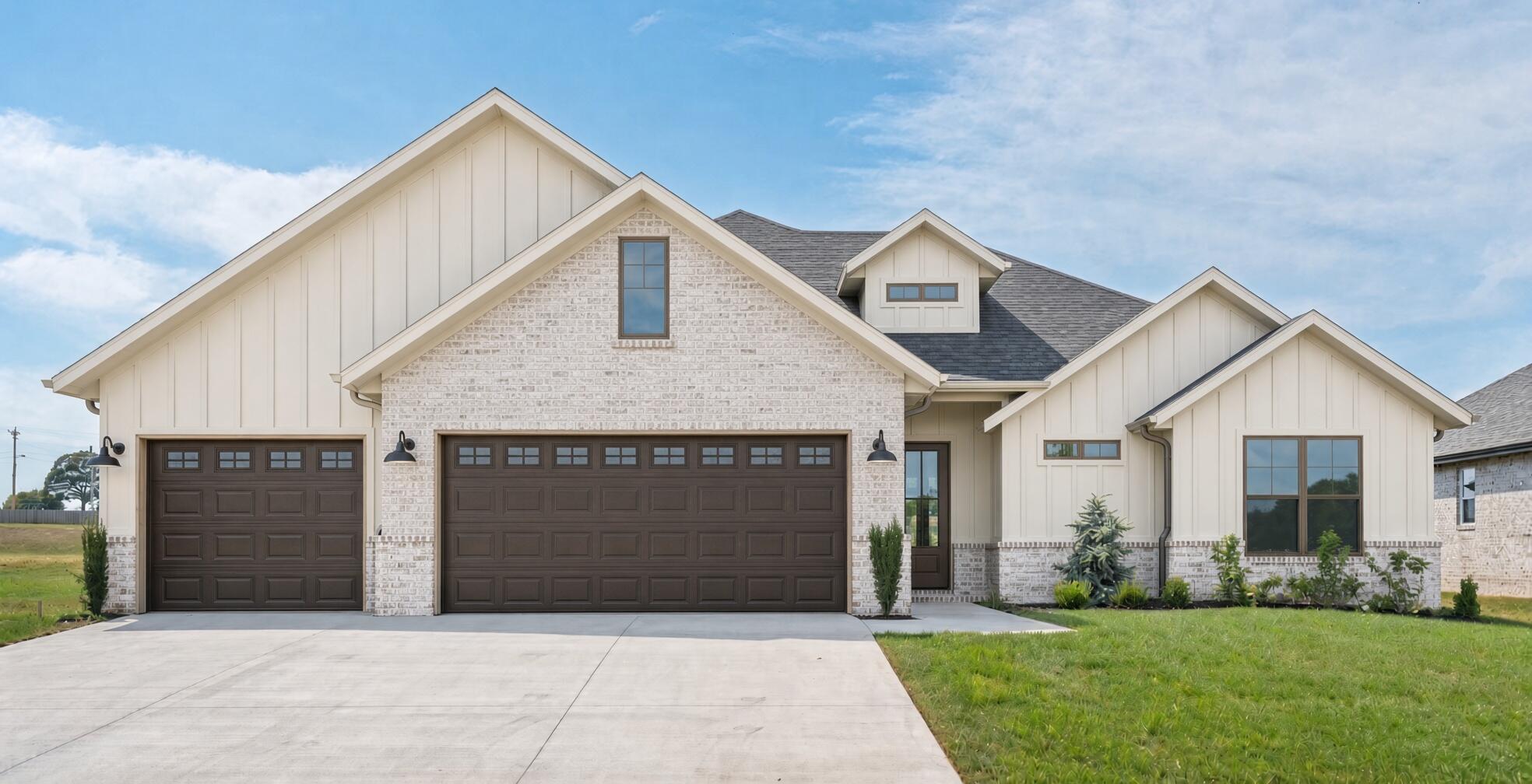 1750 S Crepe Myrtle Lane, Springfield MO 65809